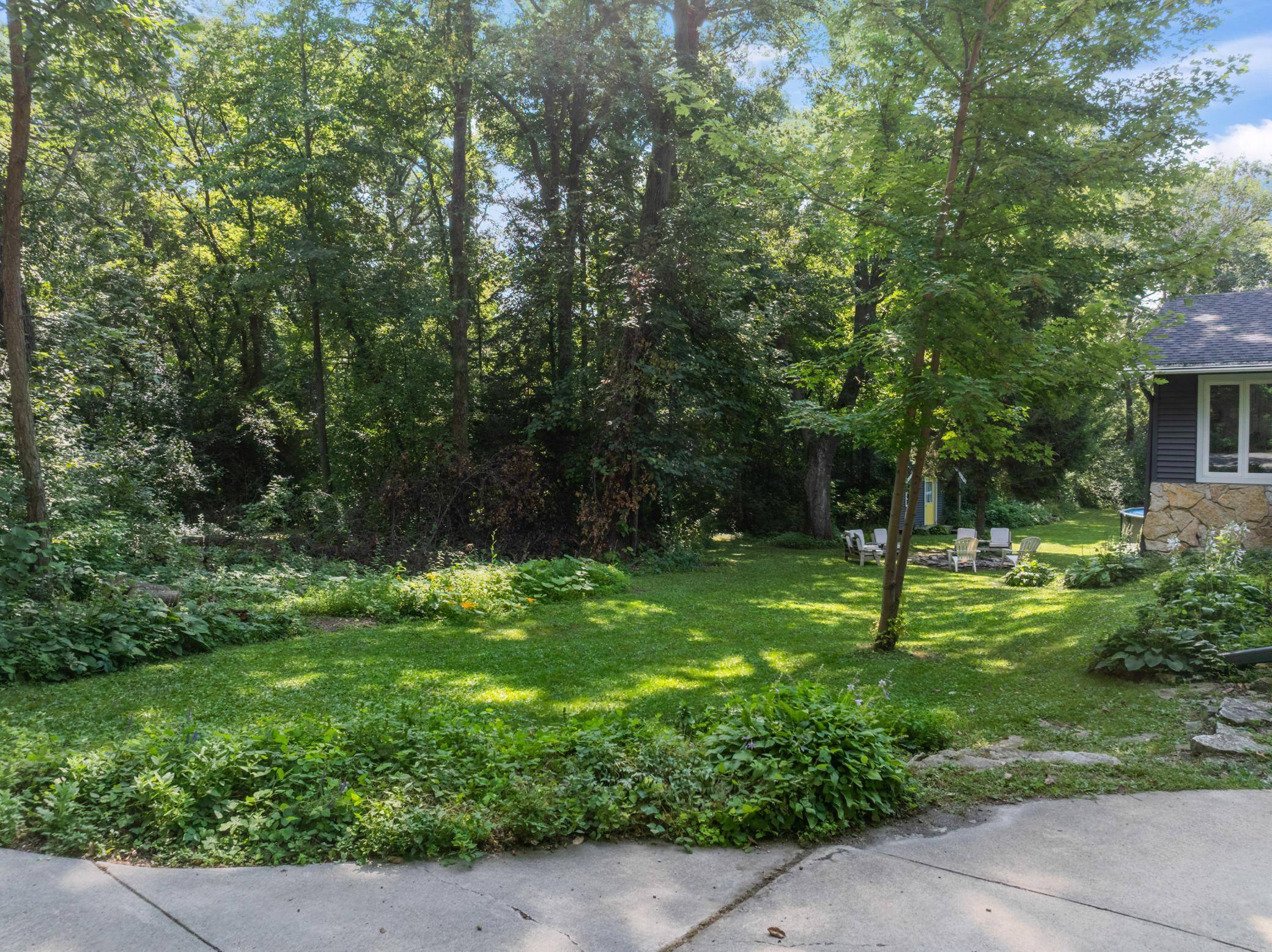 6813 Woodbine CT SE, Rochester, MN 55904