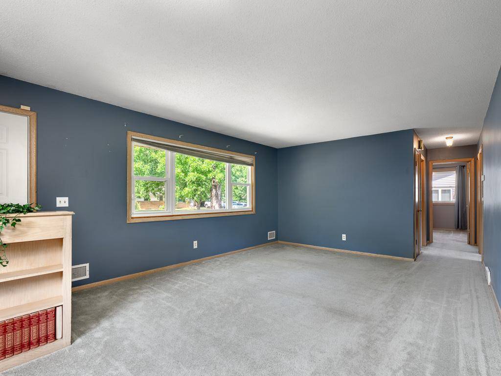 6371 Madison ST NE, Fridley, MN 55432