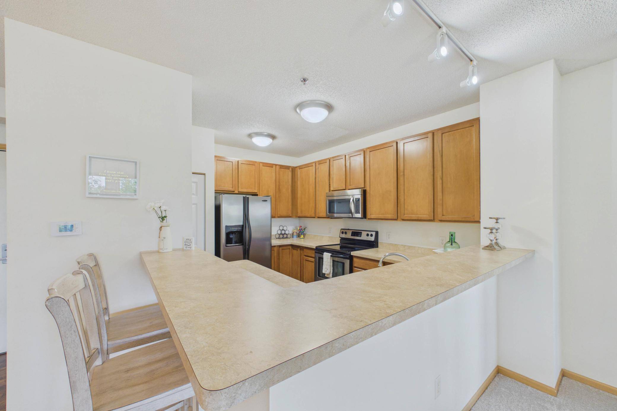 150 E Burnsville Pkwy #309, Burnsville, MN 55337