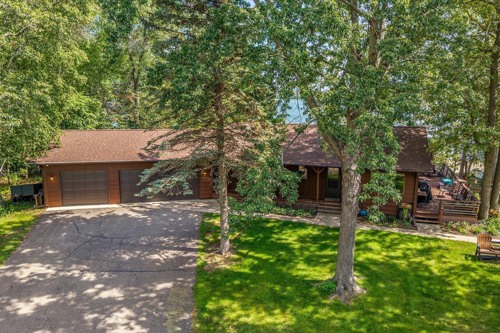 29270 Huxtable Point RD, Merrifield, MN 56465