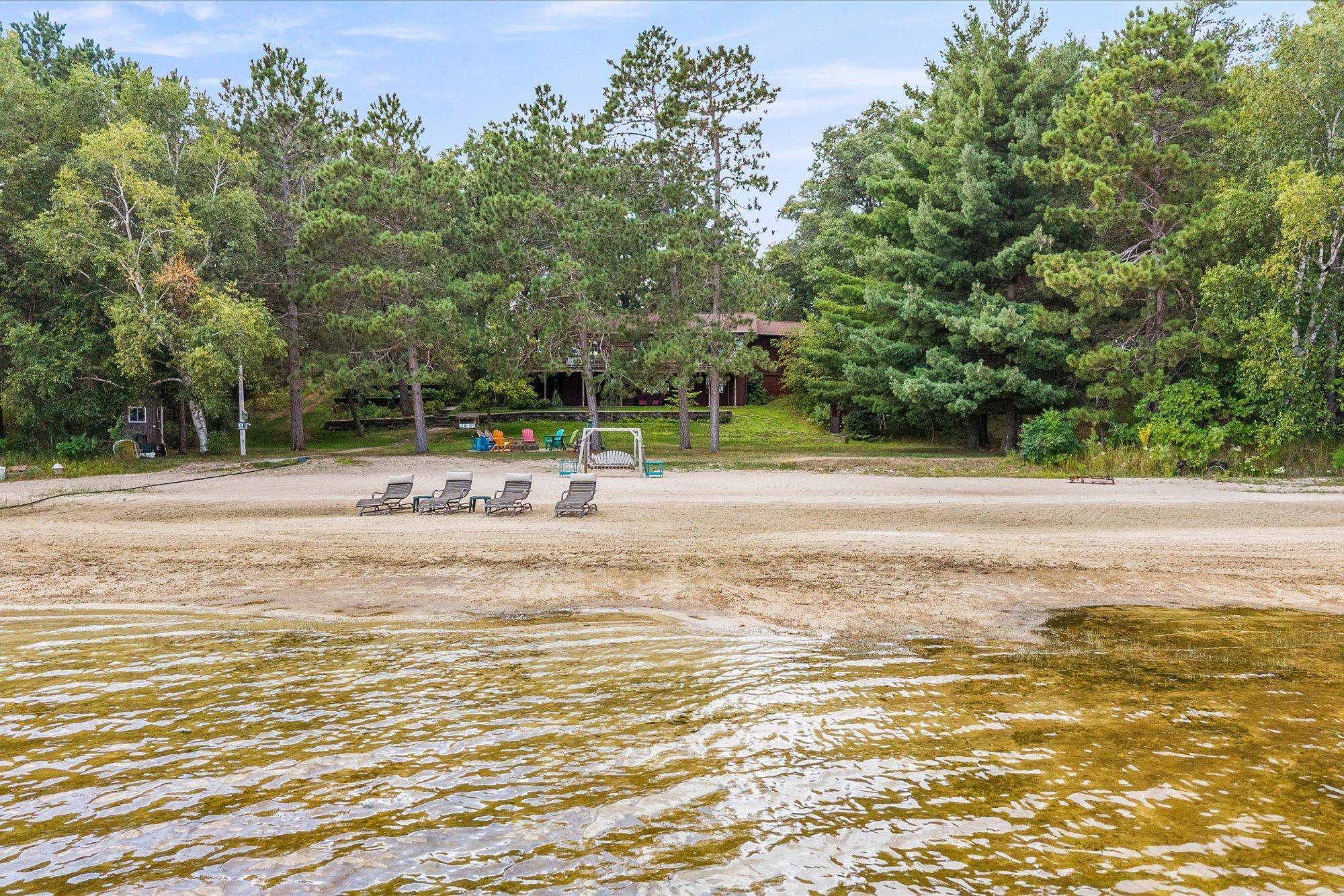 29270 Huxtable Point RD, Merrifield, MN 56465