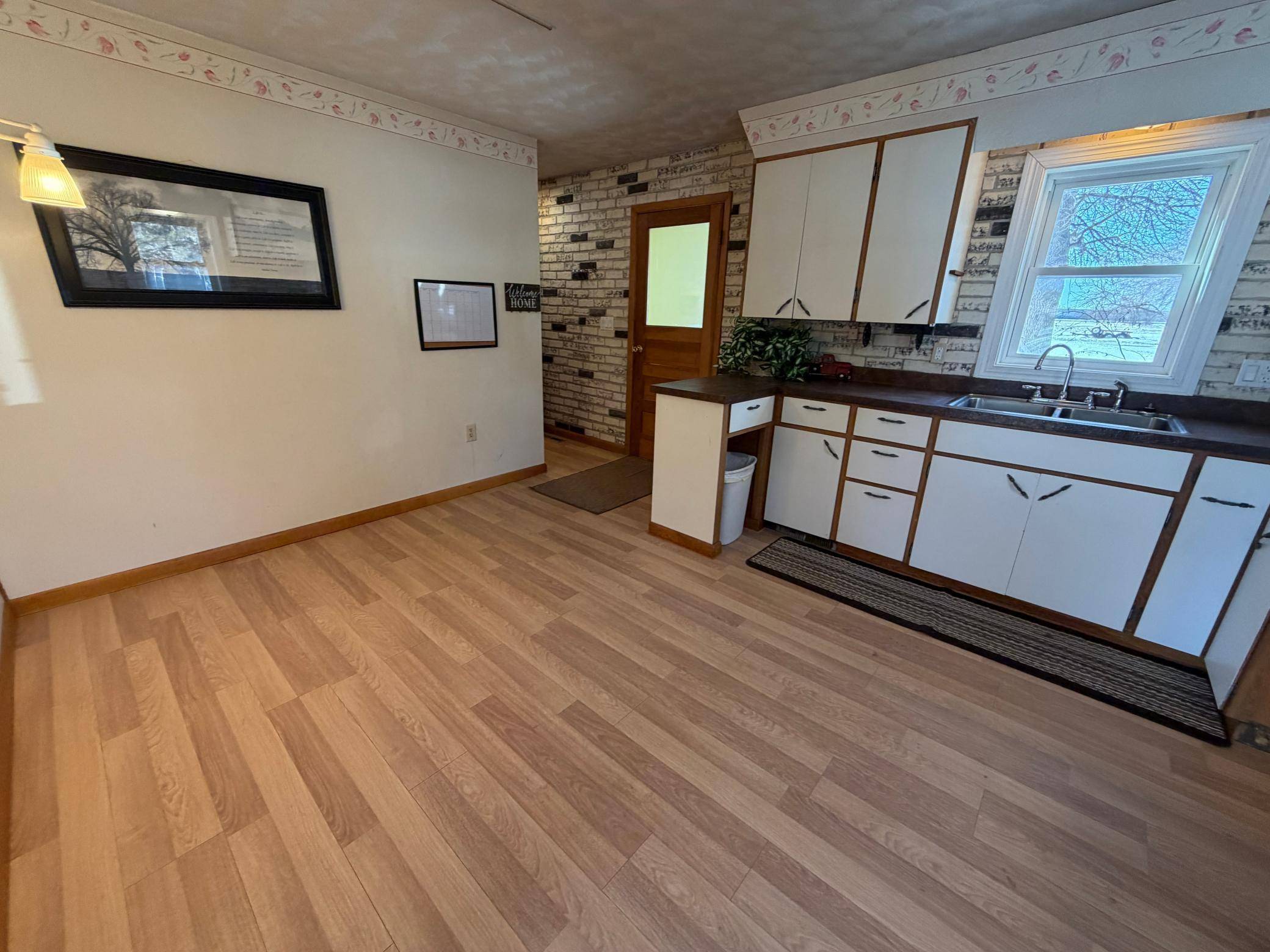 17915 140th AVE NE, Thief River Falls, MN 56701