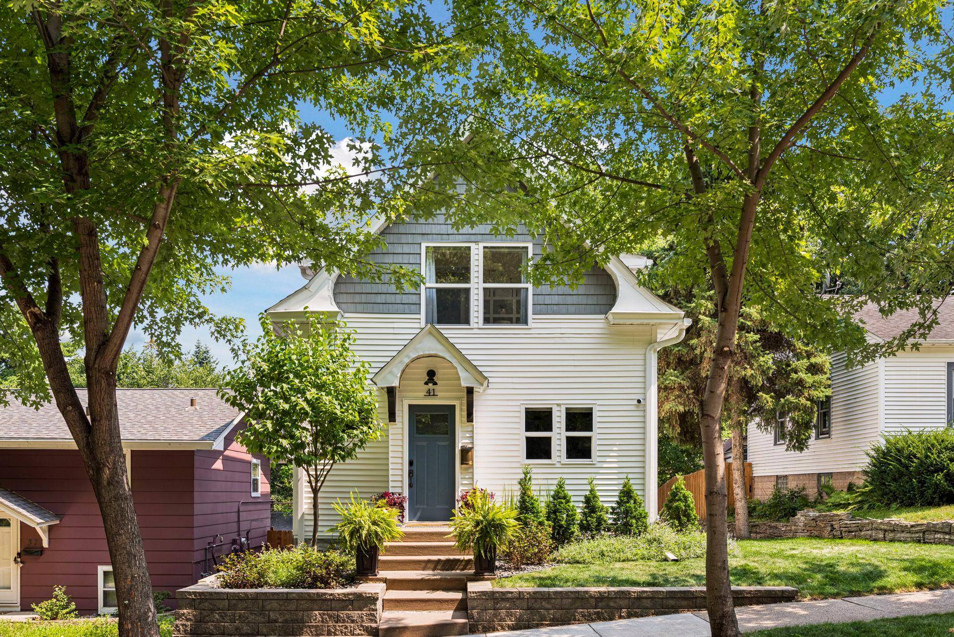 41 Russell AVE S, Minneapolis, MN 55405