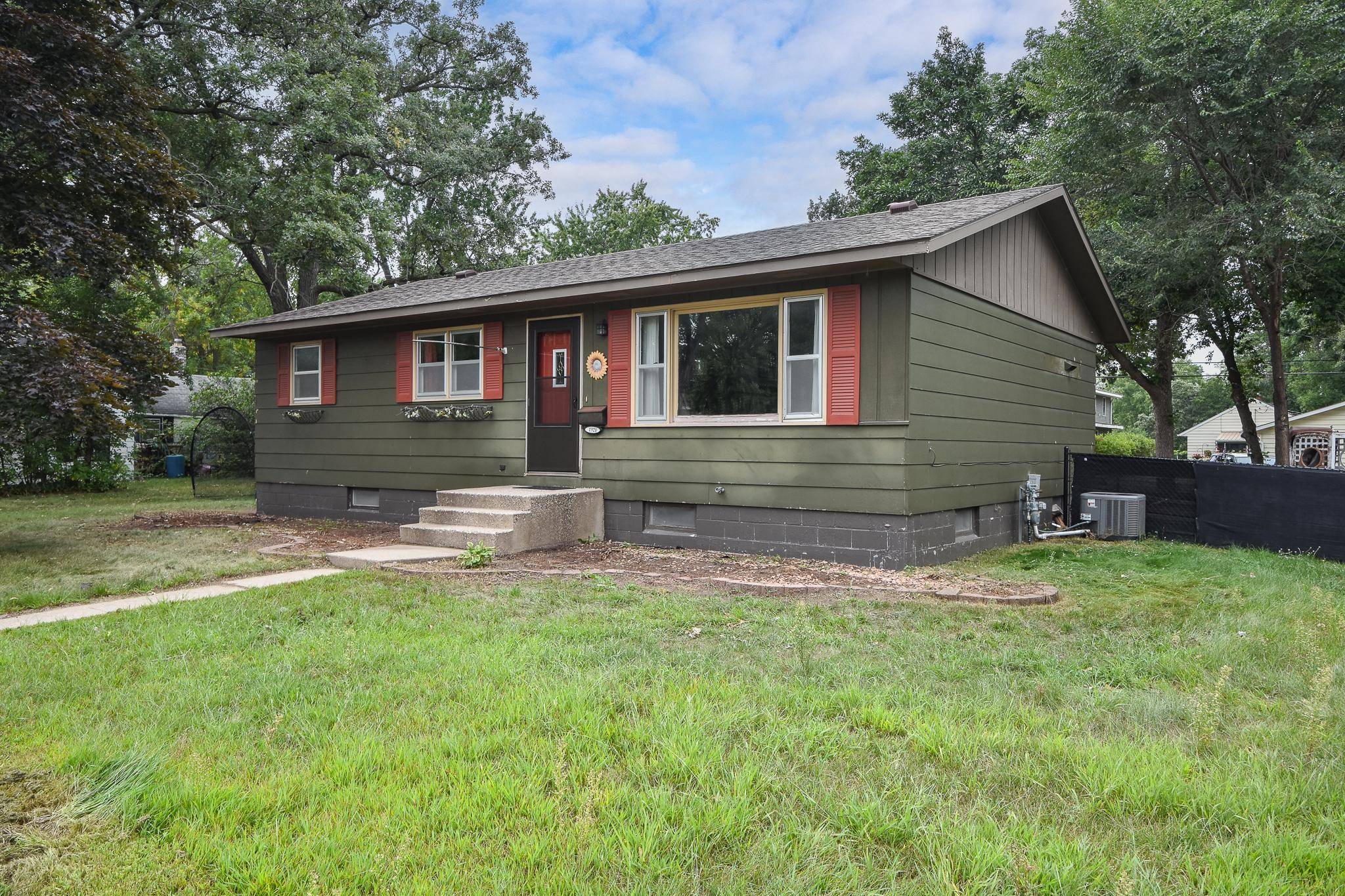 1321 2nd AVE S, Sauk Rapids, MN 56379