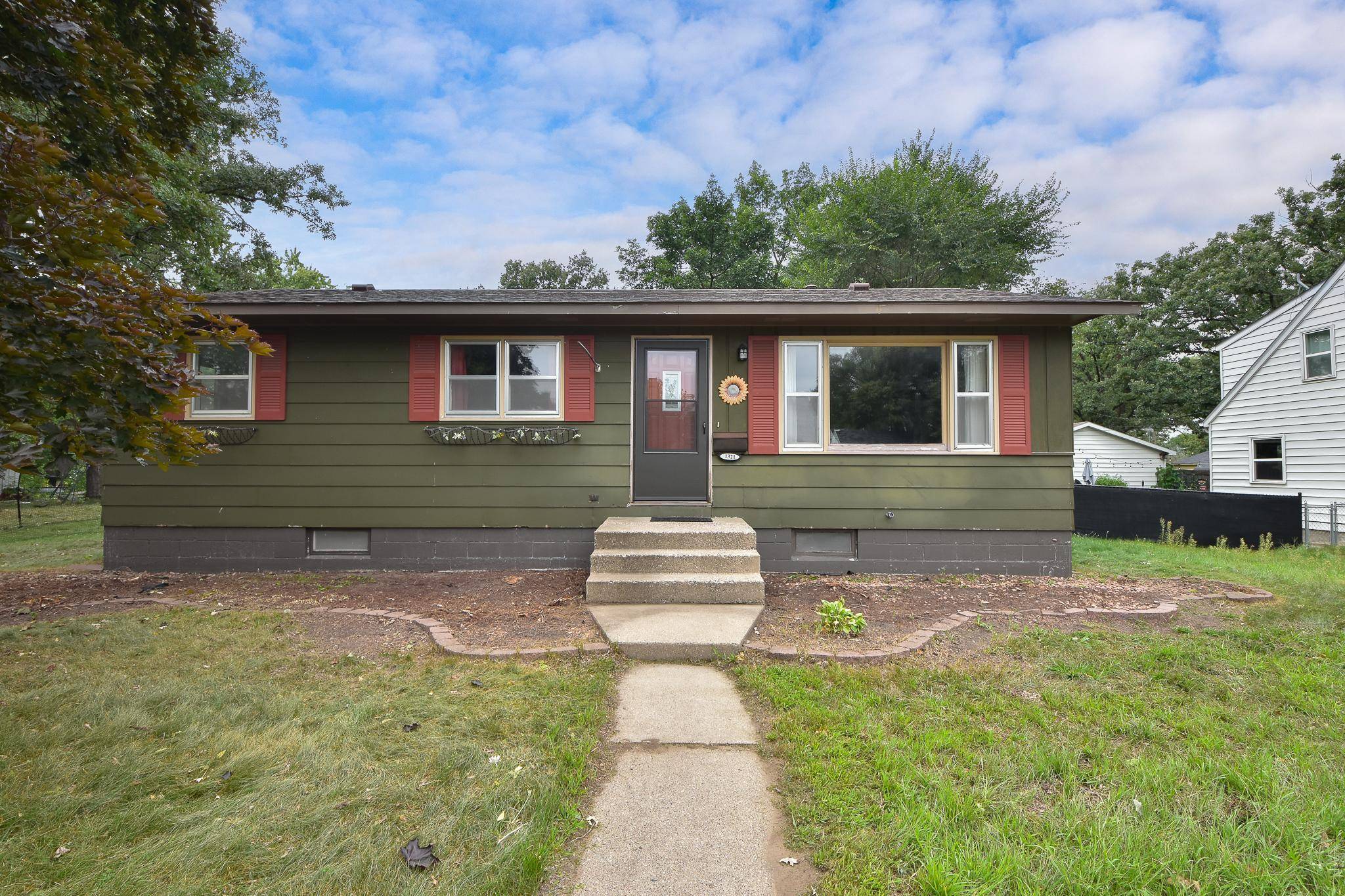 1321 2nd AVE S, Sauk Rapids, MN 56379
