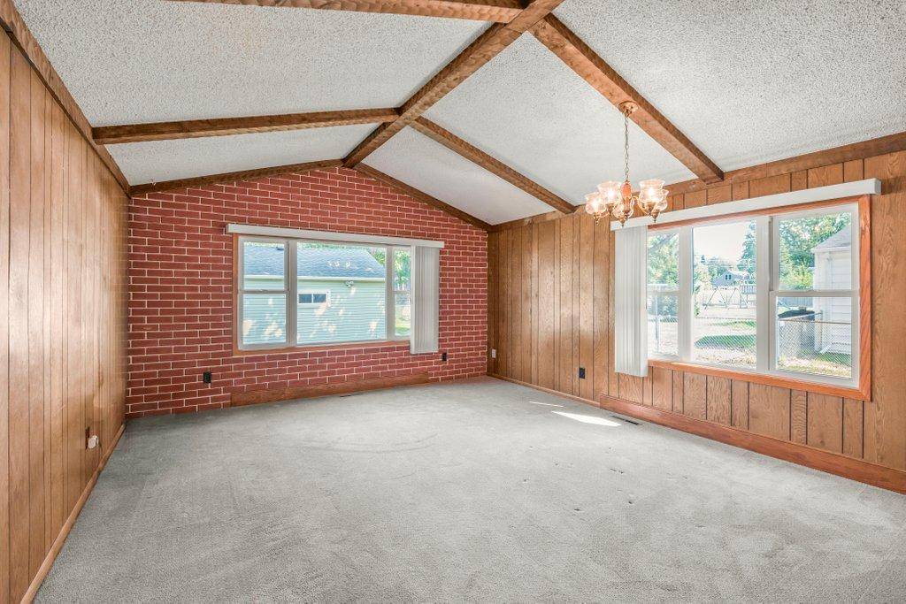 8101 2nd AVE S, Bloomington, MN 55420