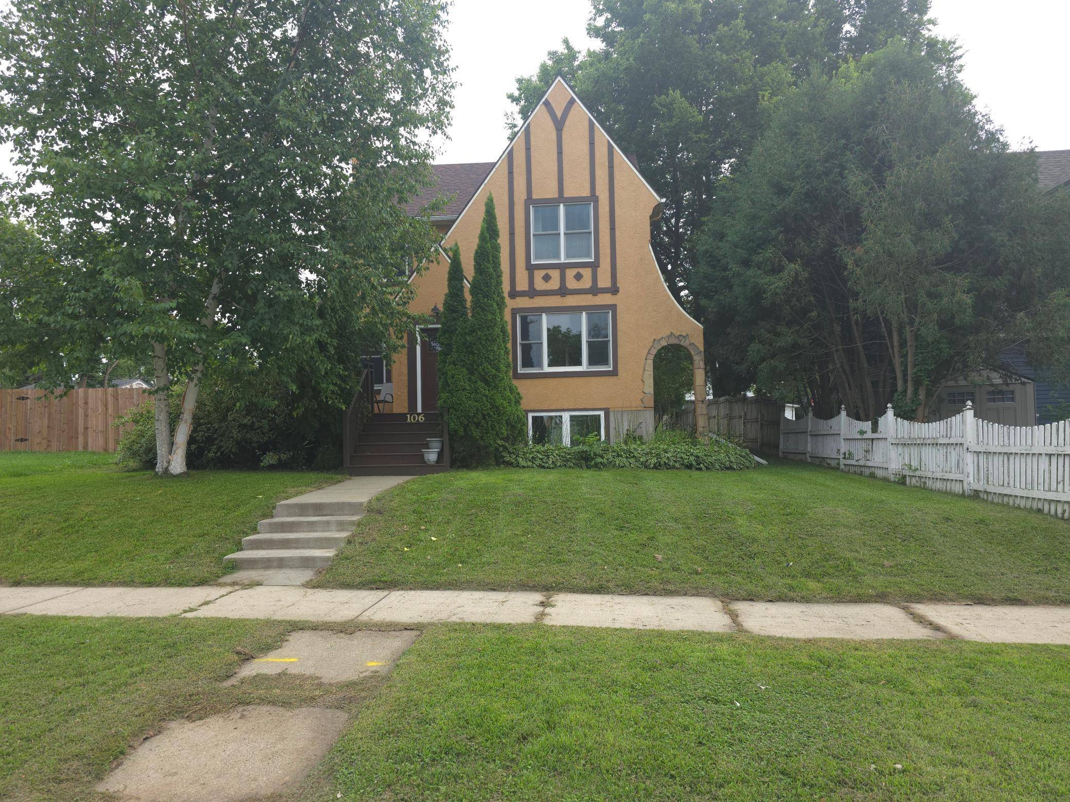 106 Webster ST, Fairmont, MN 56031