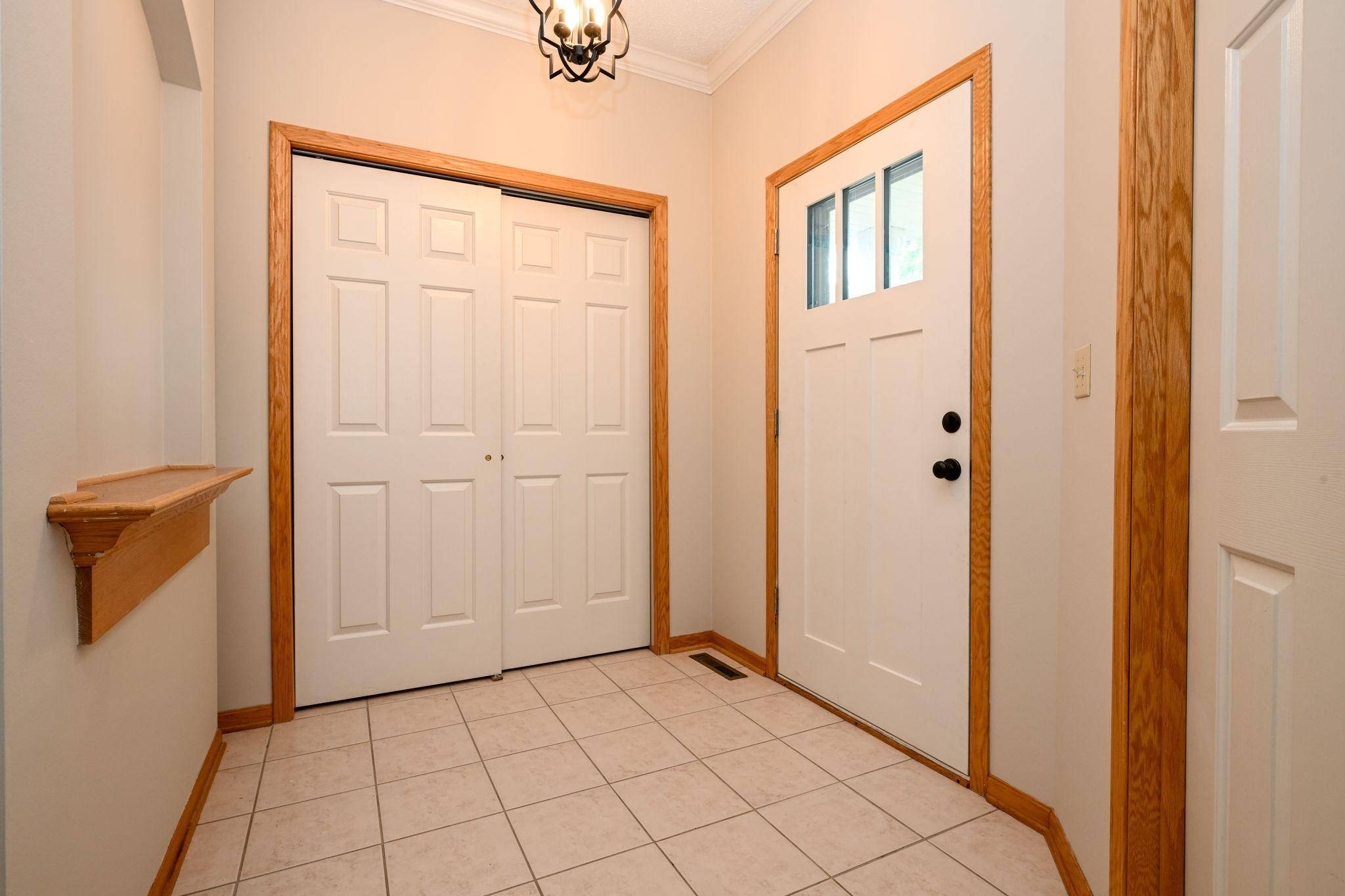 4210 Lawndale LN N, Plymouth, MN 55446