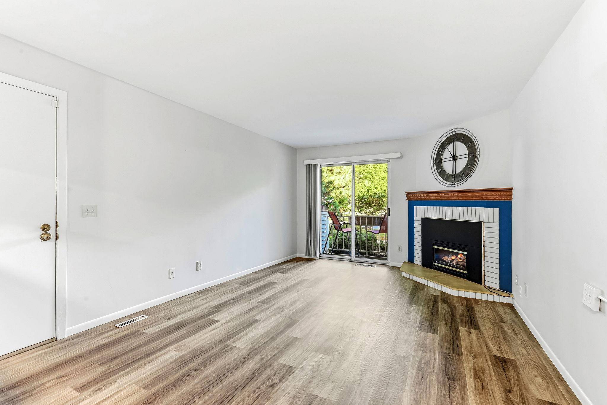 2310 Benson AVE #H, Saint Paul, MN 55116