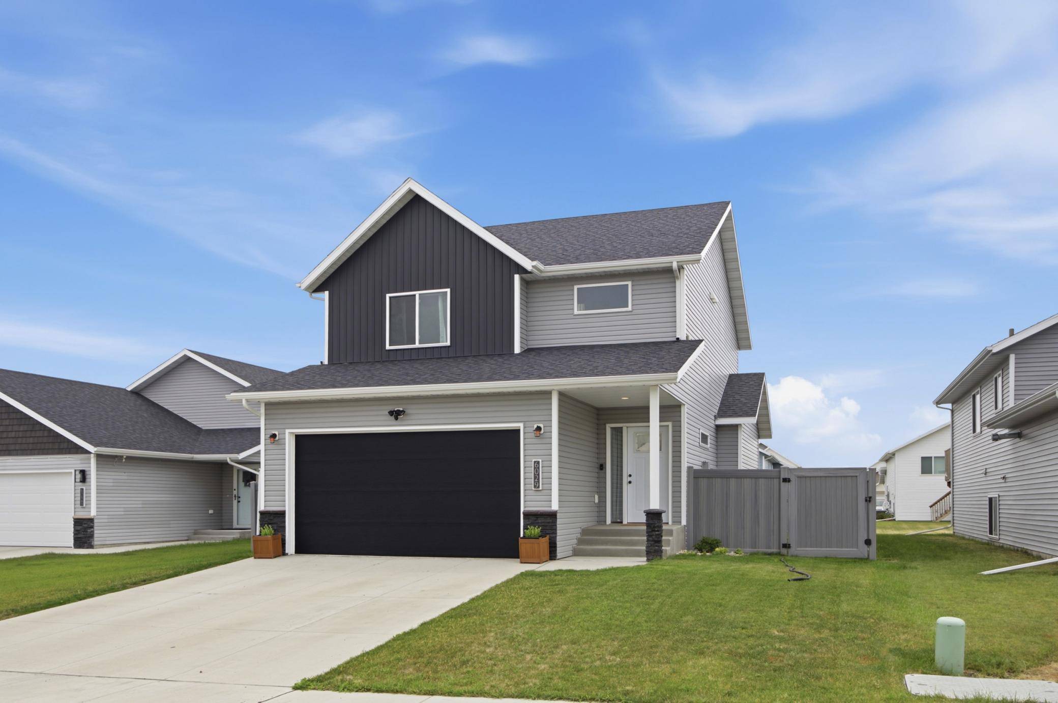 6029 Kodiak LN, Horace, ND 58047