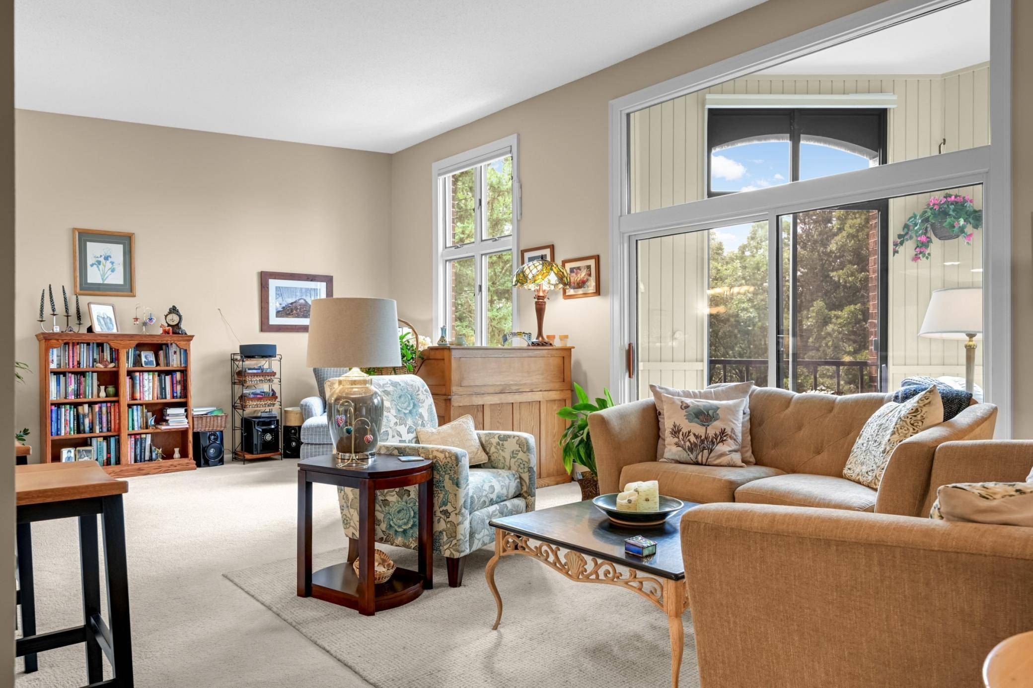 8400 Pennsylvania RD #320, Bloomington, MN 55438