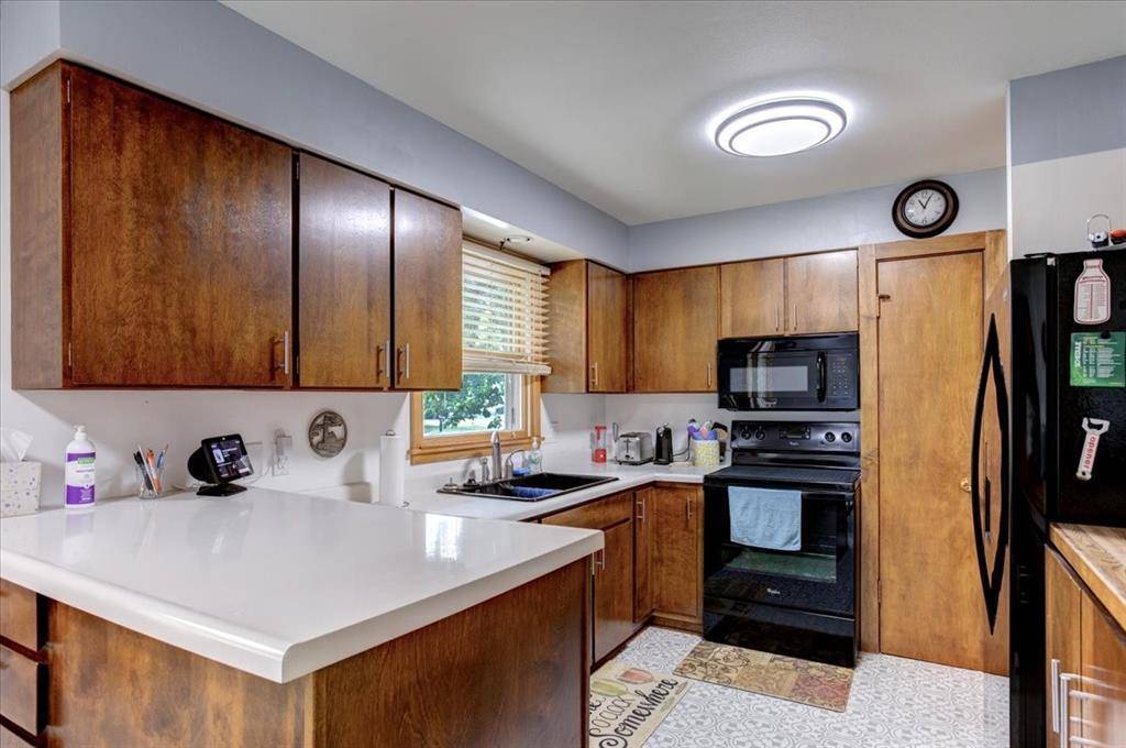 1121 River Heights RD, Menomonie, WI 54751