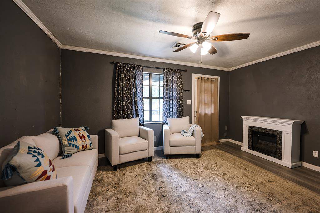 527 N Elm ST, Pauls Valley, OK 73075