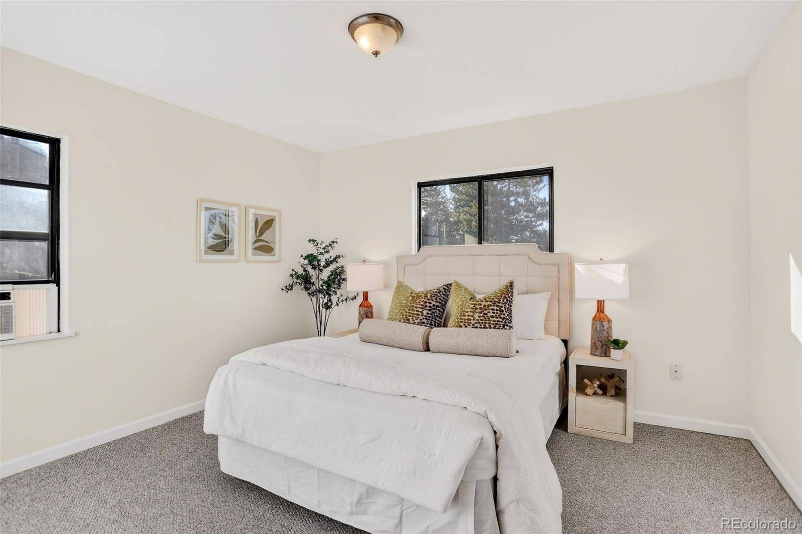 2836 S Grape WAY, Denver, CO 80222
