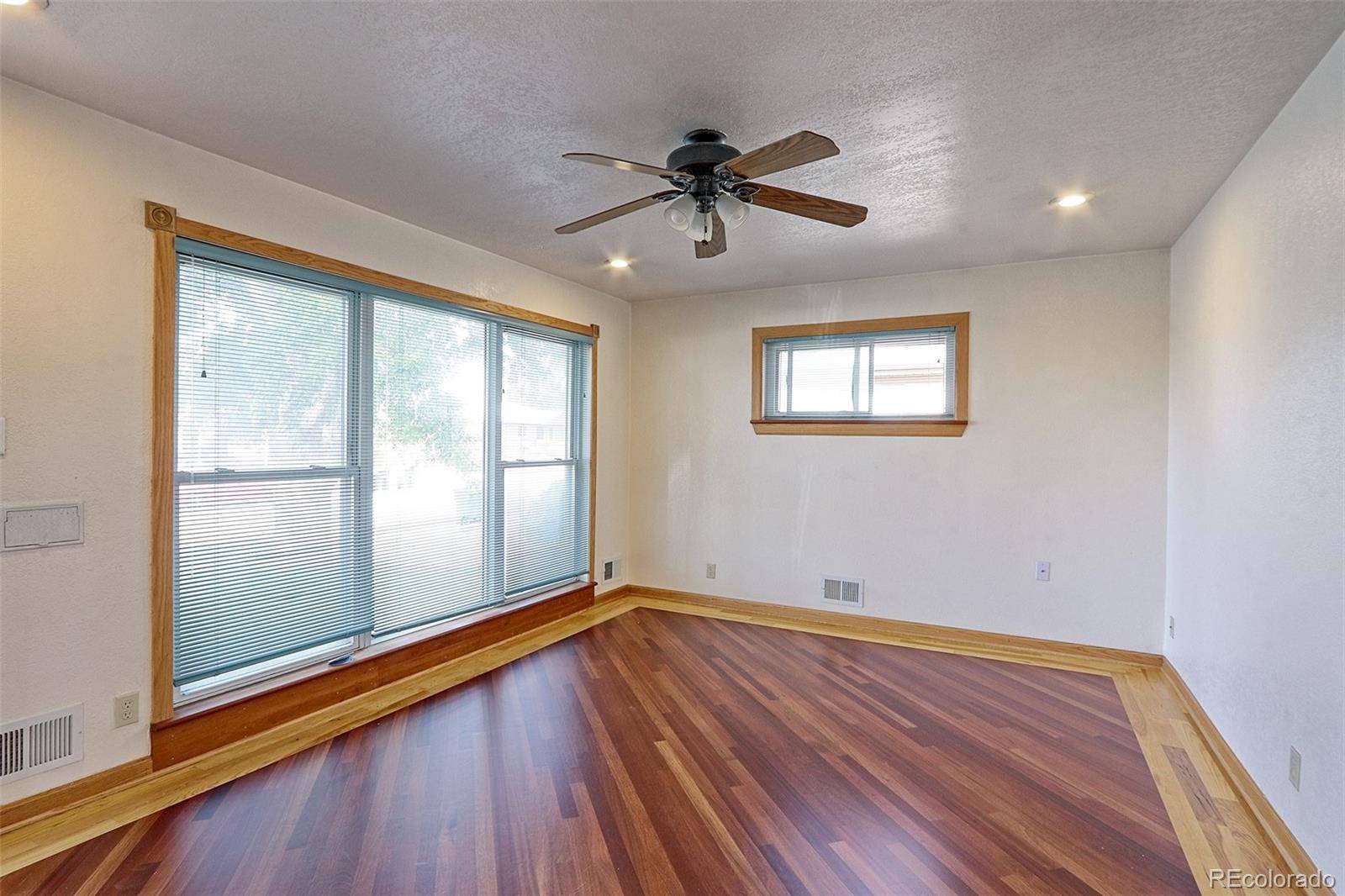 409 E 109th AVE, Northglenn, CO 80233