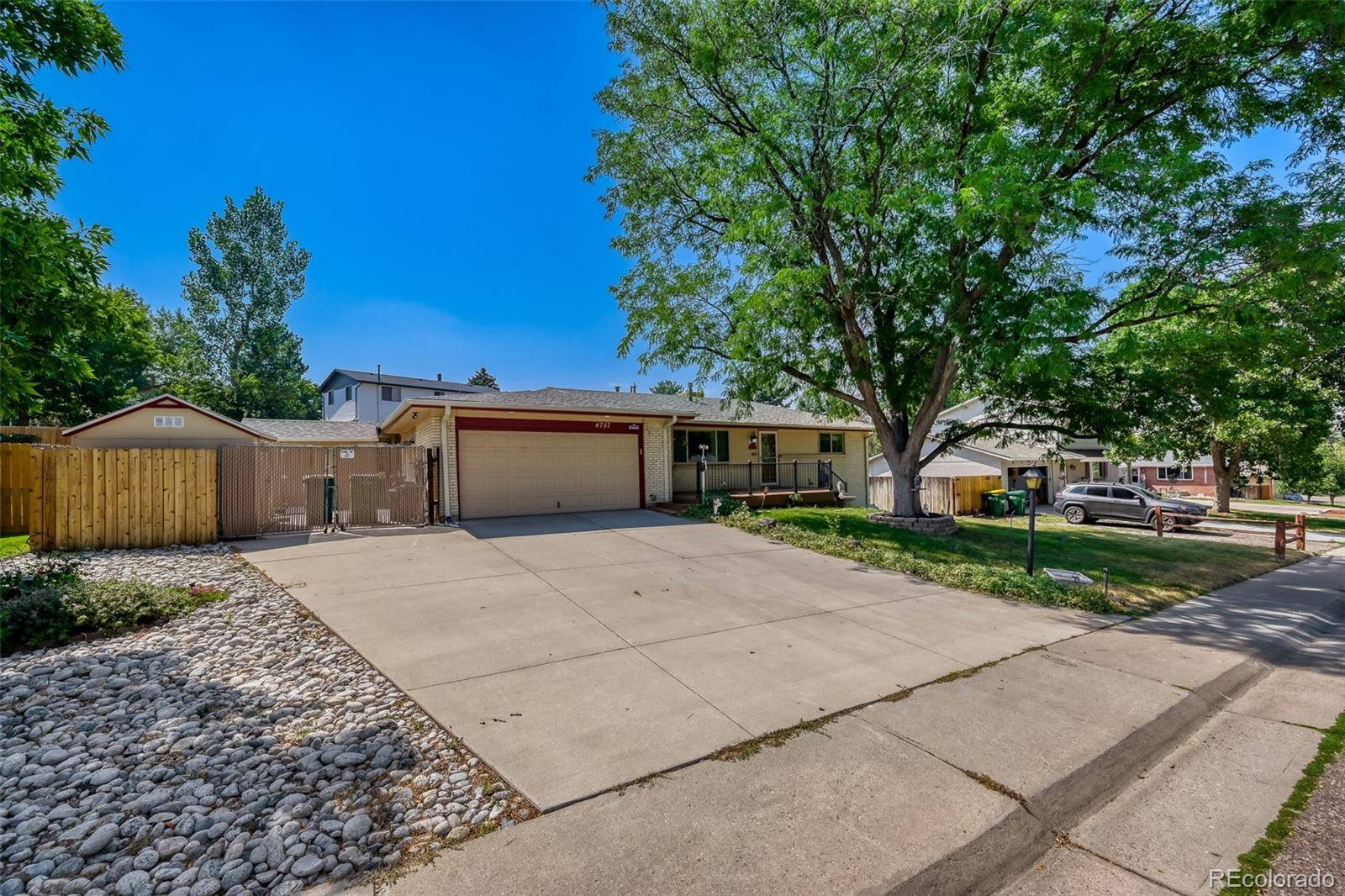 4757 S Oak CT, Littleton, CO 80127