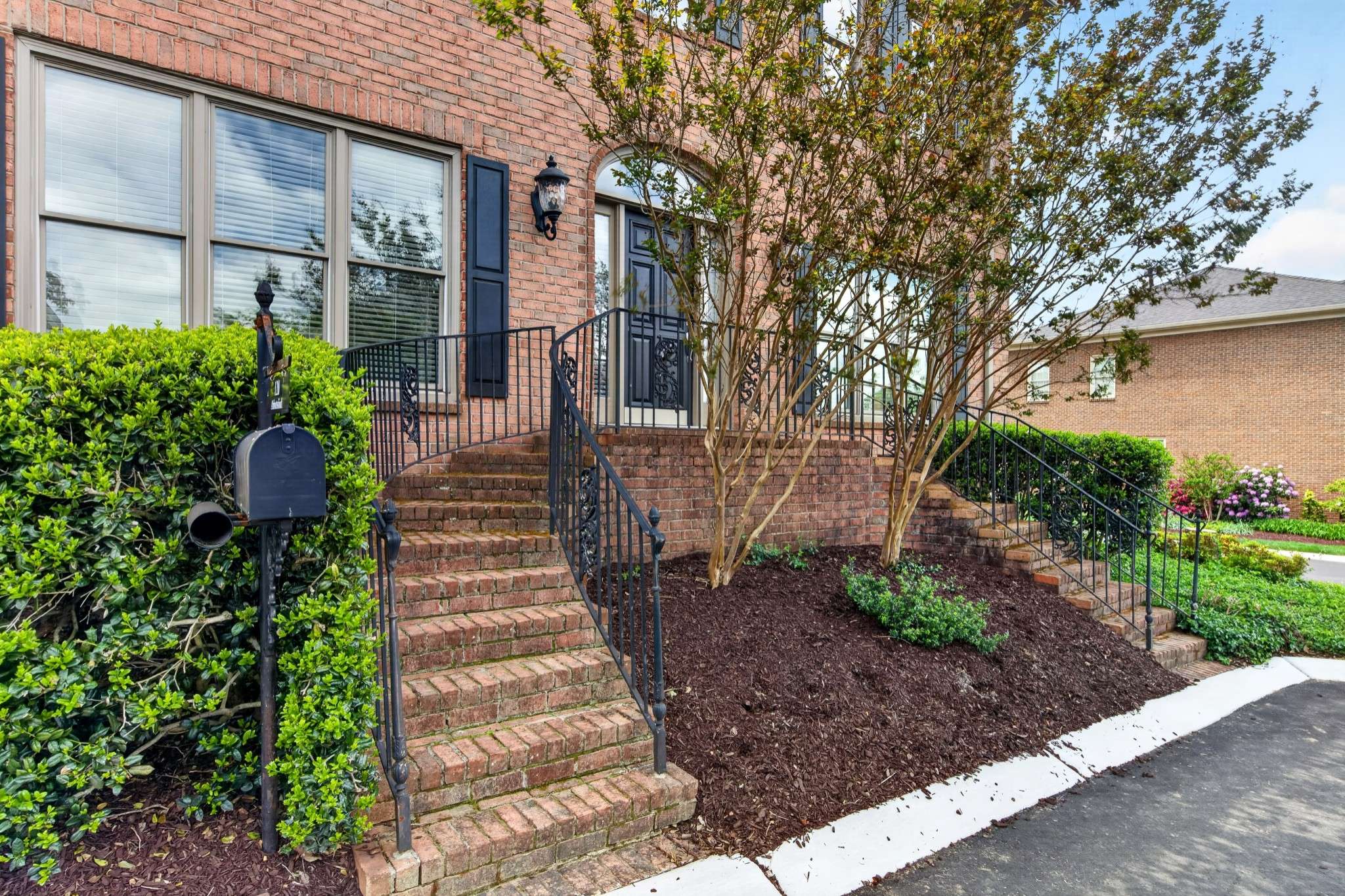 120 Abbottsford, Nashville, TN 37215