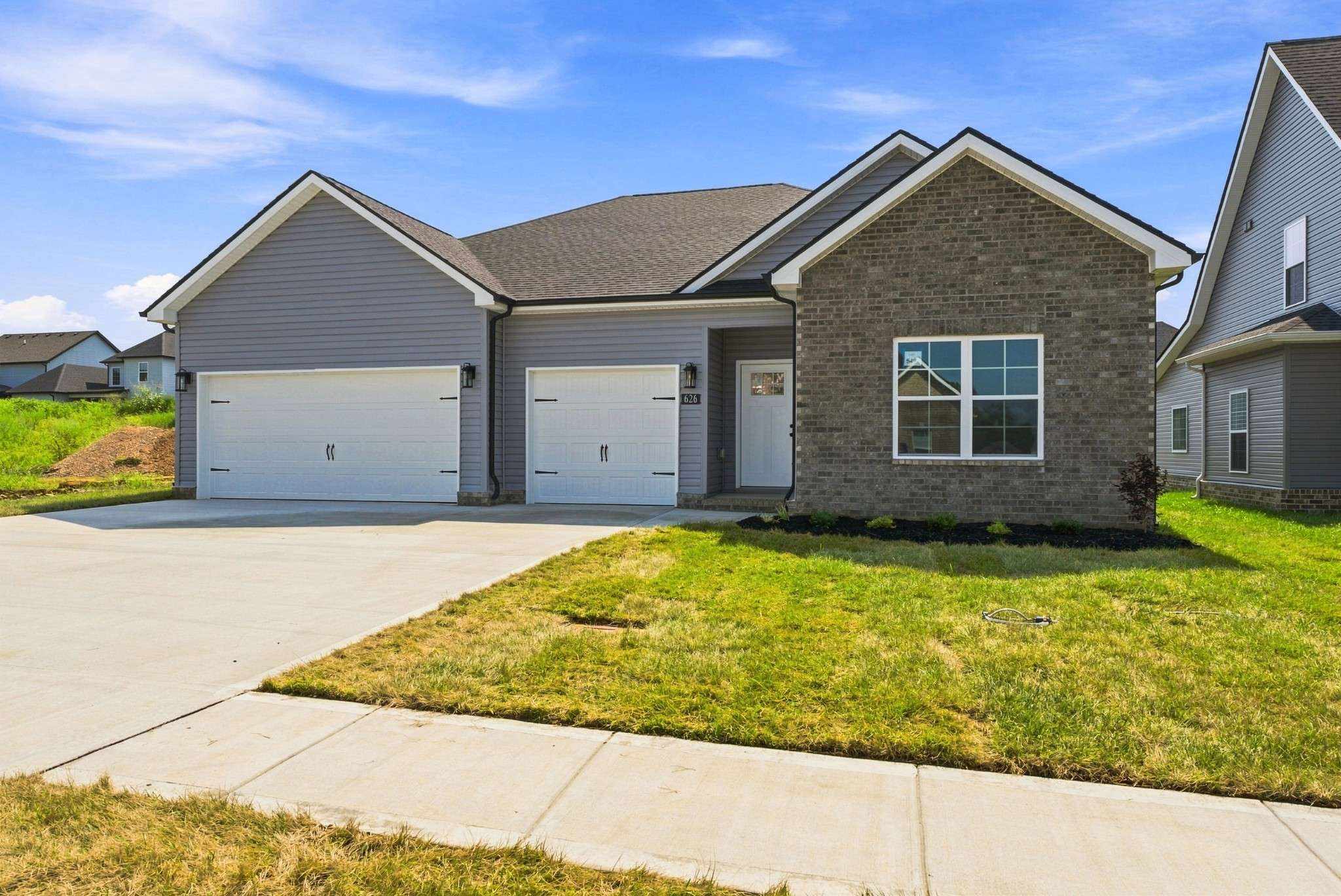 626 Woodrush Dr, Clarksville, TN 37040