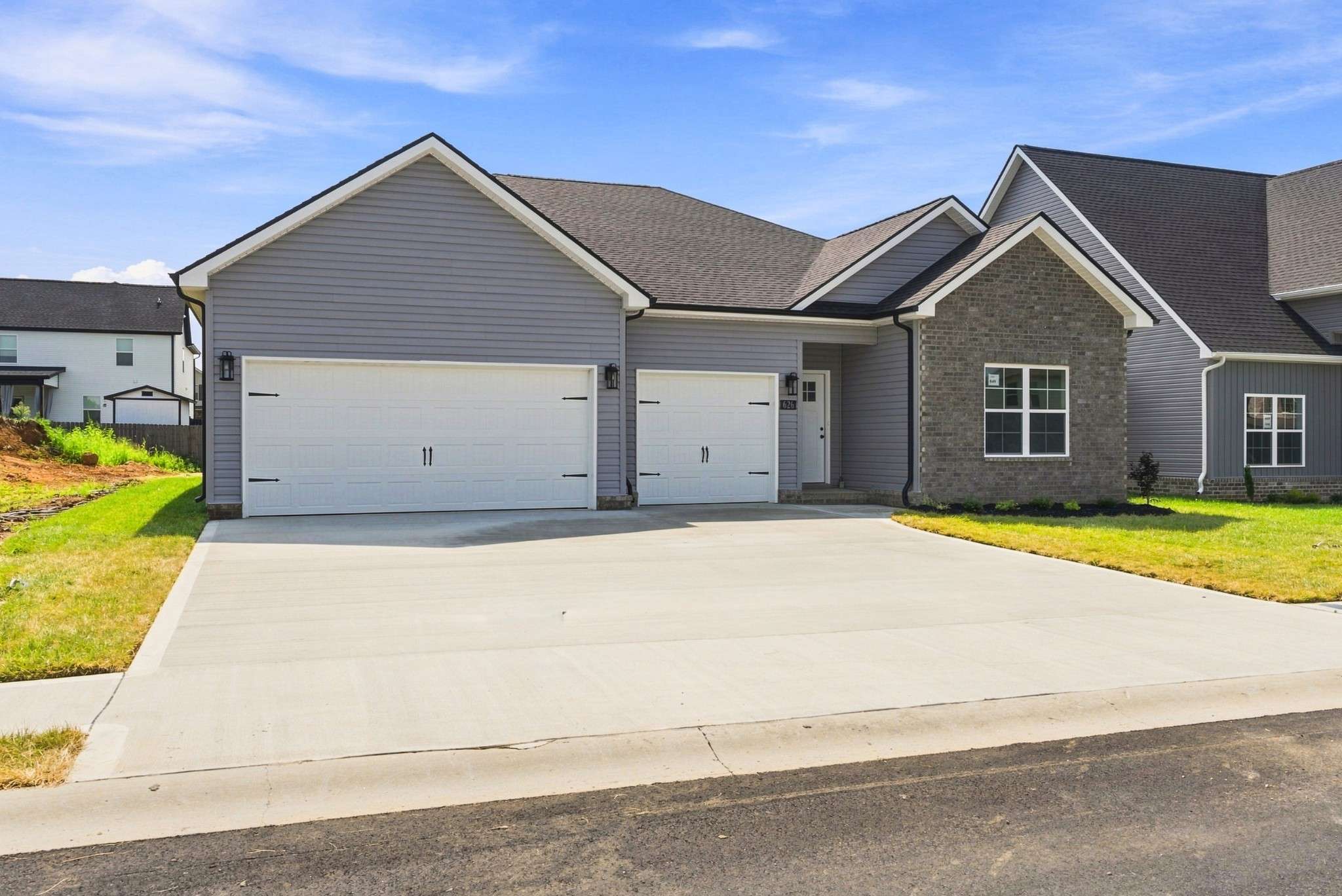 626 Woodrush Dr, Clarksville, TN 37040