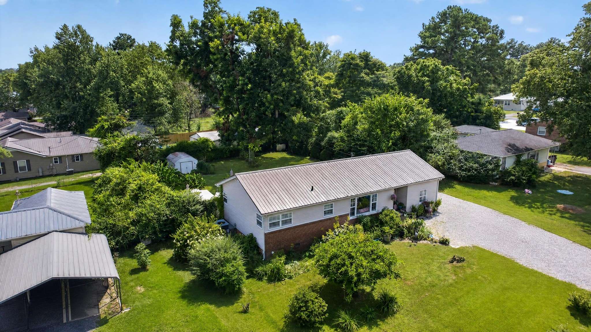903 Hickory St #W, Tullahoma, TN 37388