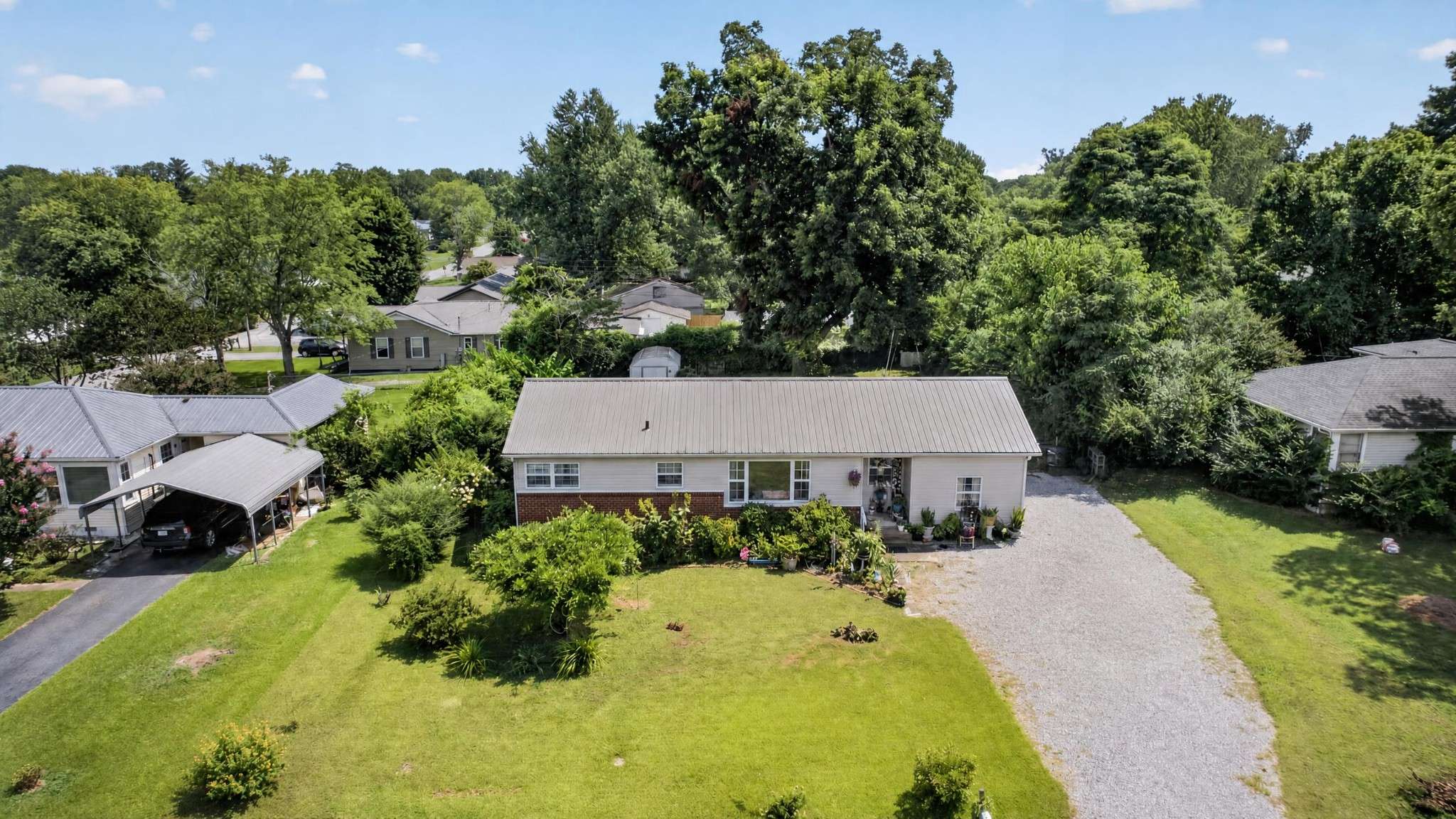 903 Hickory St #W, Tullahoma, TN 37388