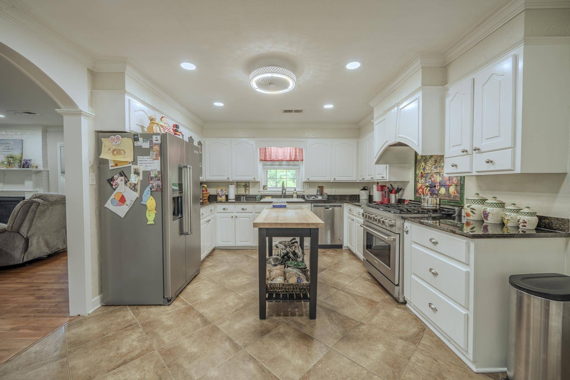 60 AVALON PL, Savannah, TN 38372