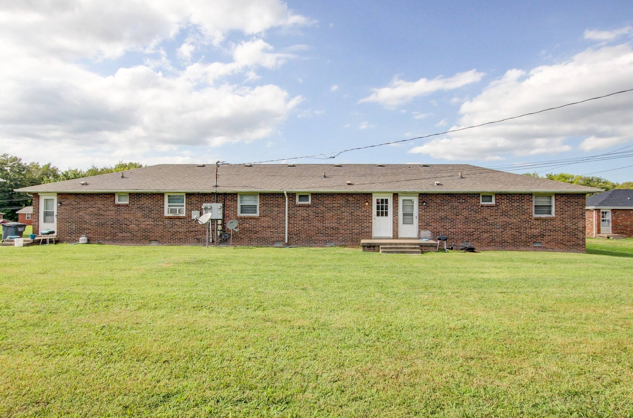 120 Tandy Dr #A, Clarksville, TN 37042