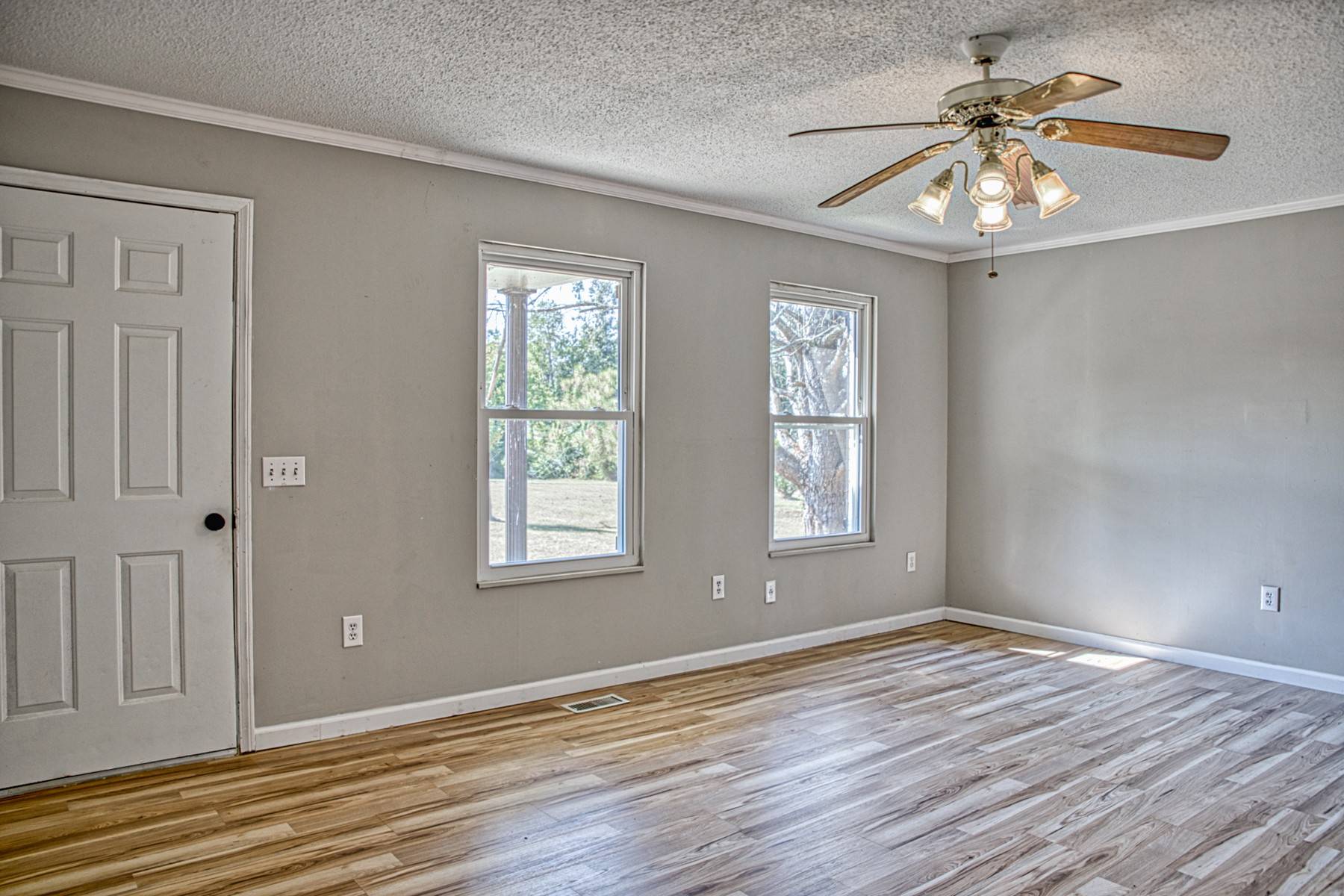 4047 Crawford Rd, Silver Point, TN 38582