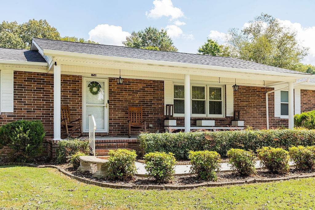 156 S Arrowhead Dr, Mcminnville, TN 37110