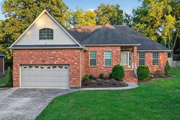 107 Cedar Forest Dr, Smyrna, TN 37167