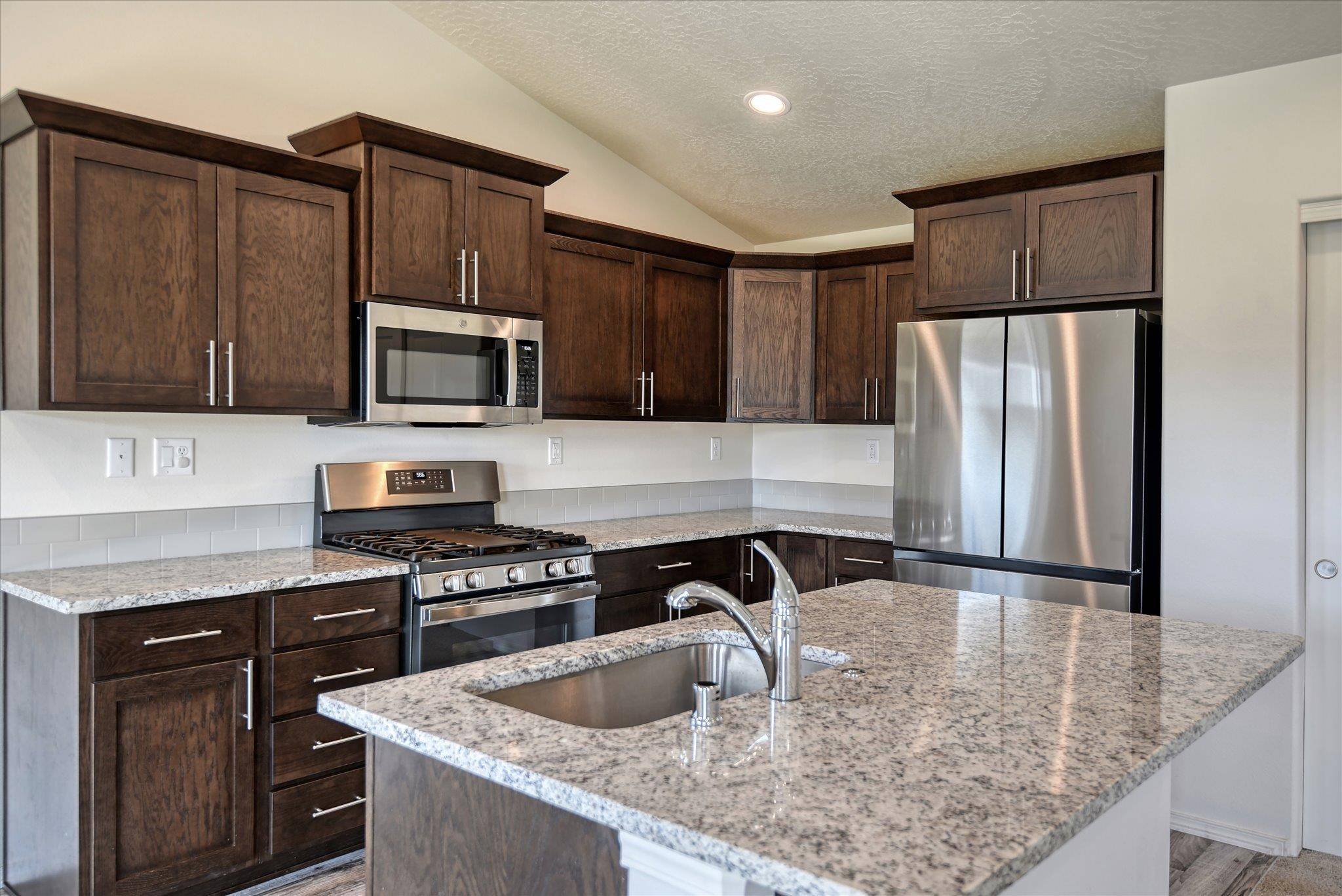 8115 W 57th Ave, Spokane, WA 99224