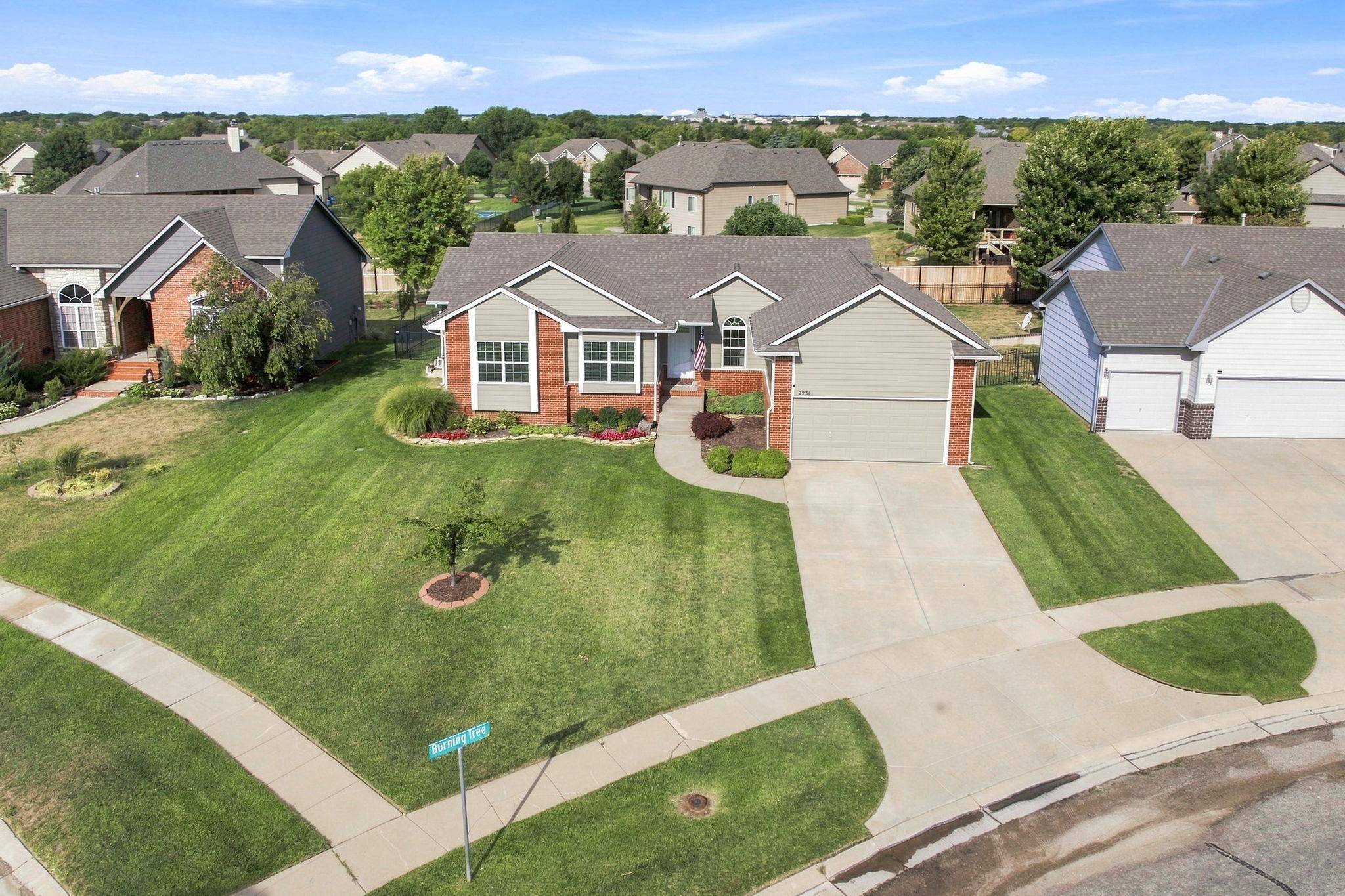 2231 N Burning Tree St, Wichita, KS 67228