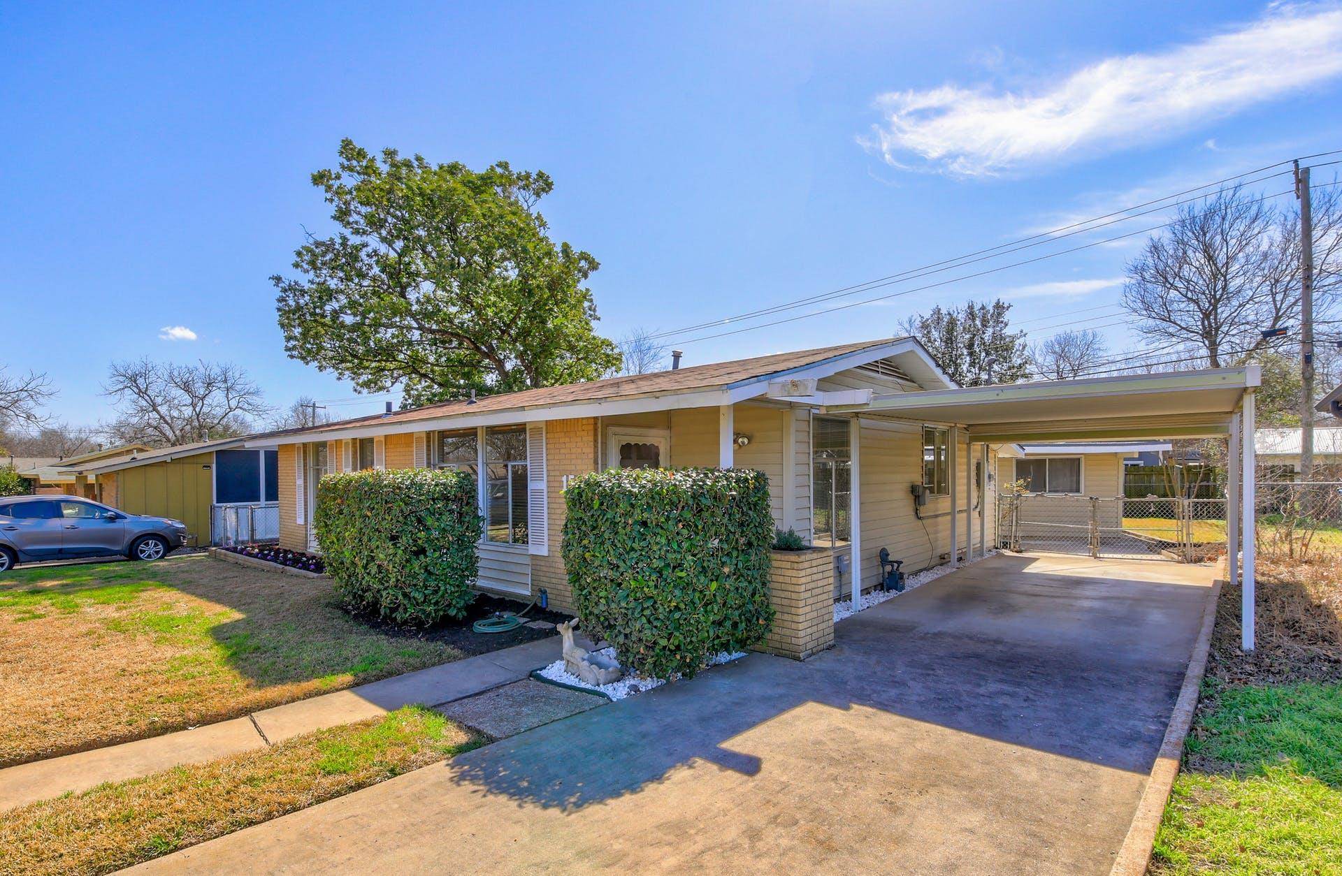 1515 Corona DR, Austin, TX 78723