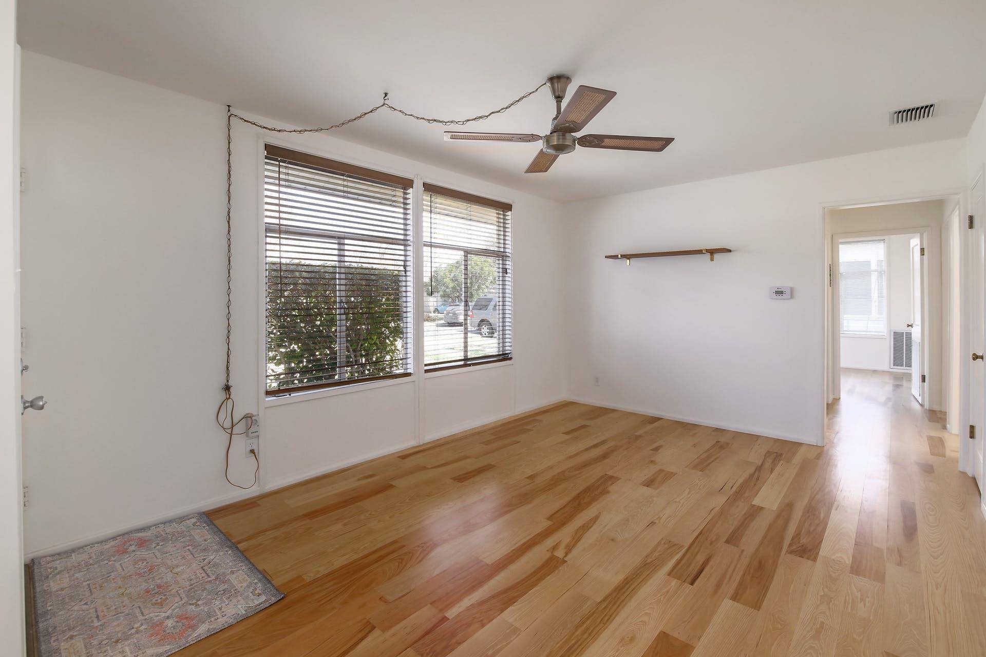 1515 Corona DR, Austin, TX 78723