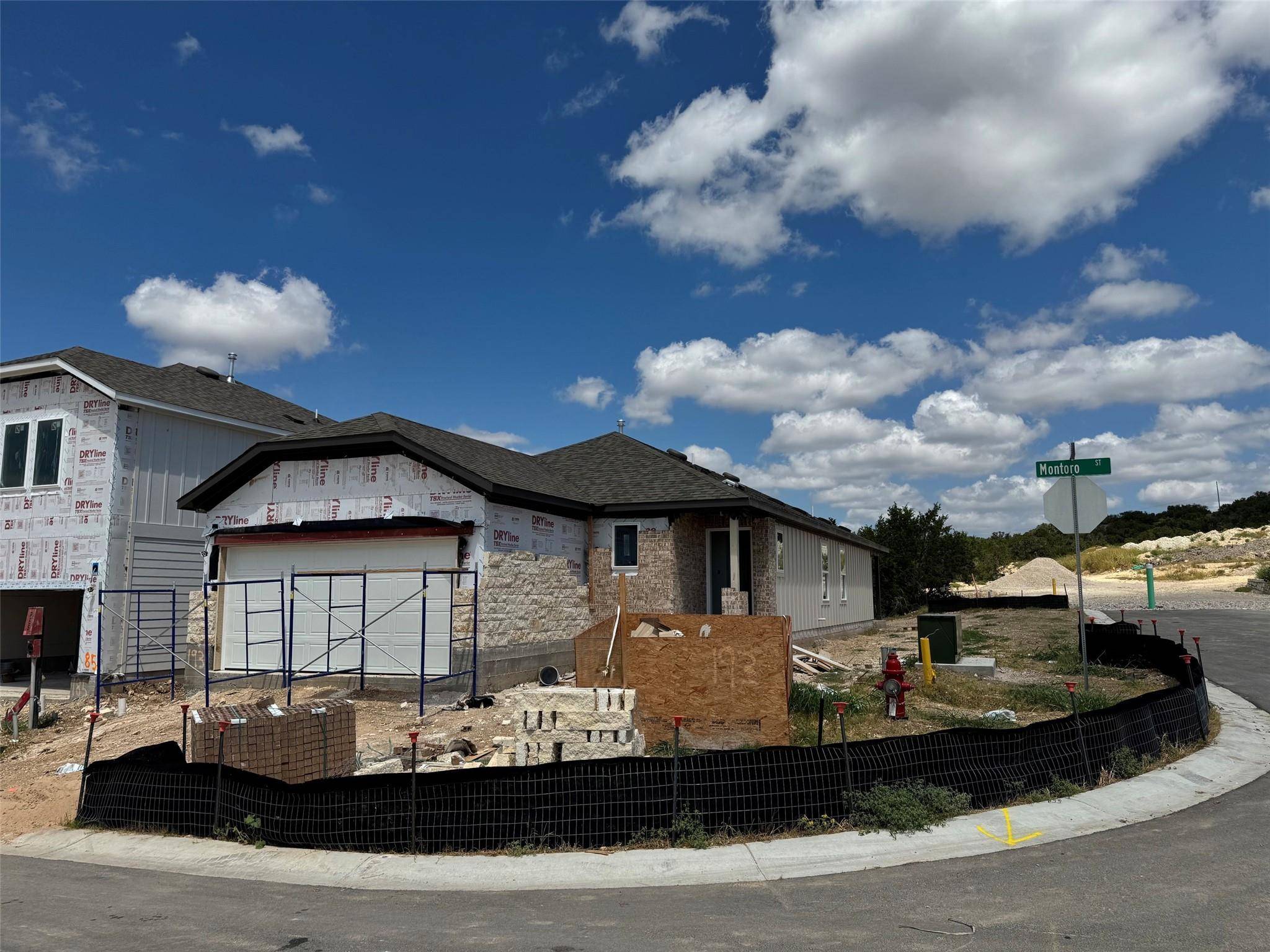193 Montoro ST, Dripping Springs, TX 78620