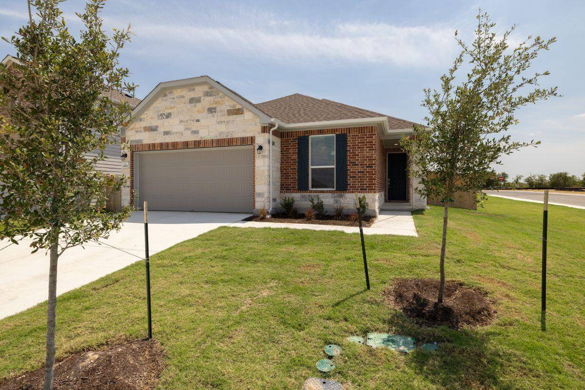 1500 Carriageway DR, Georgetown, TX 78626
