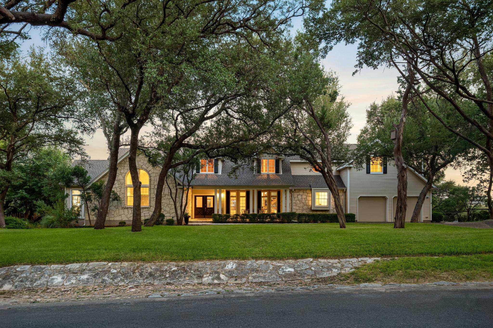 705 Windsong TRL, West Lake Hills, TX 78746