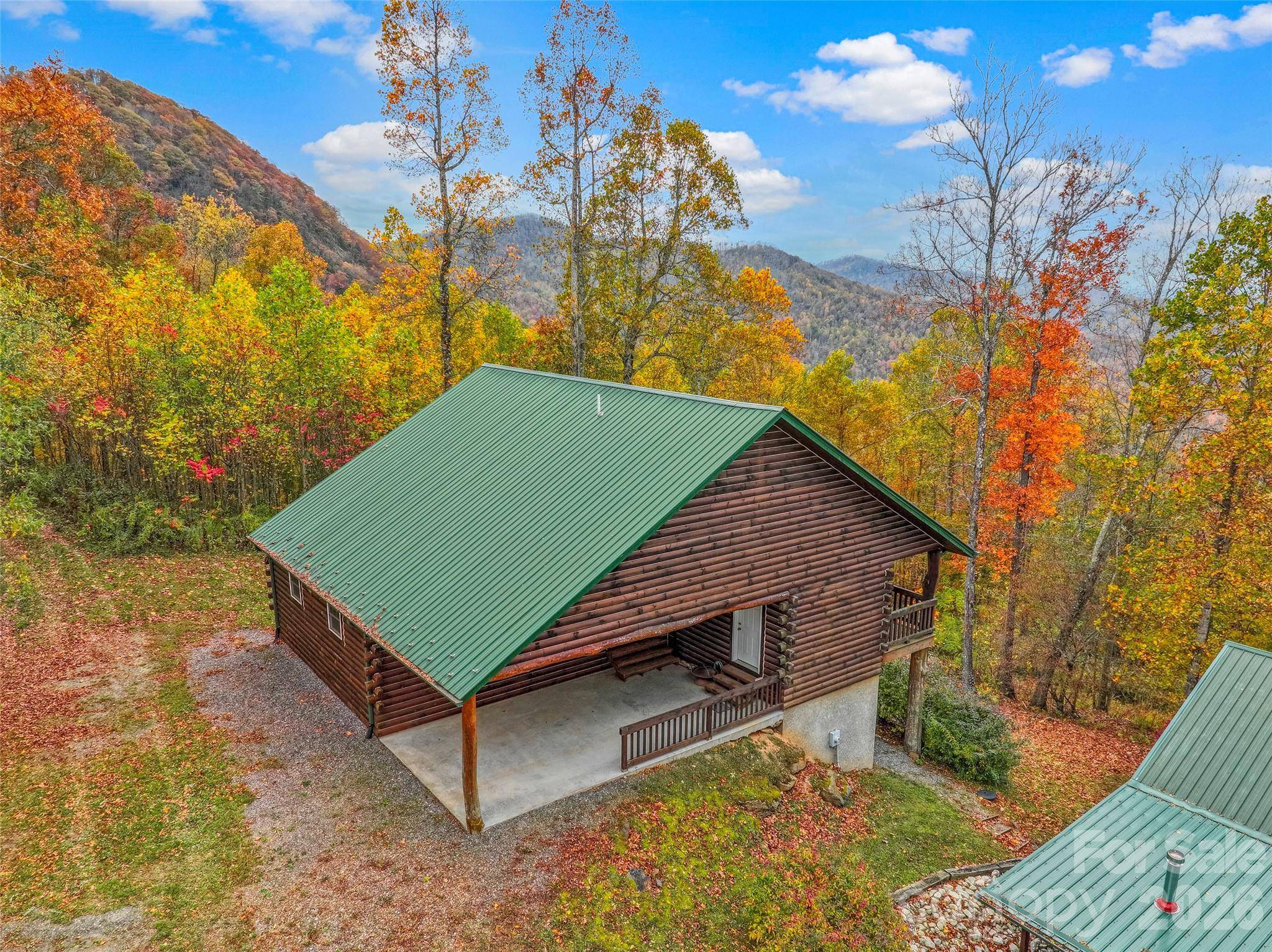 1447/1421 Ayers Mountain RD, Green Mountain, NC 28740