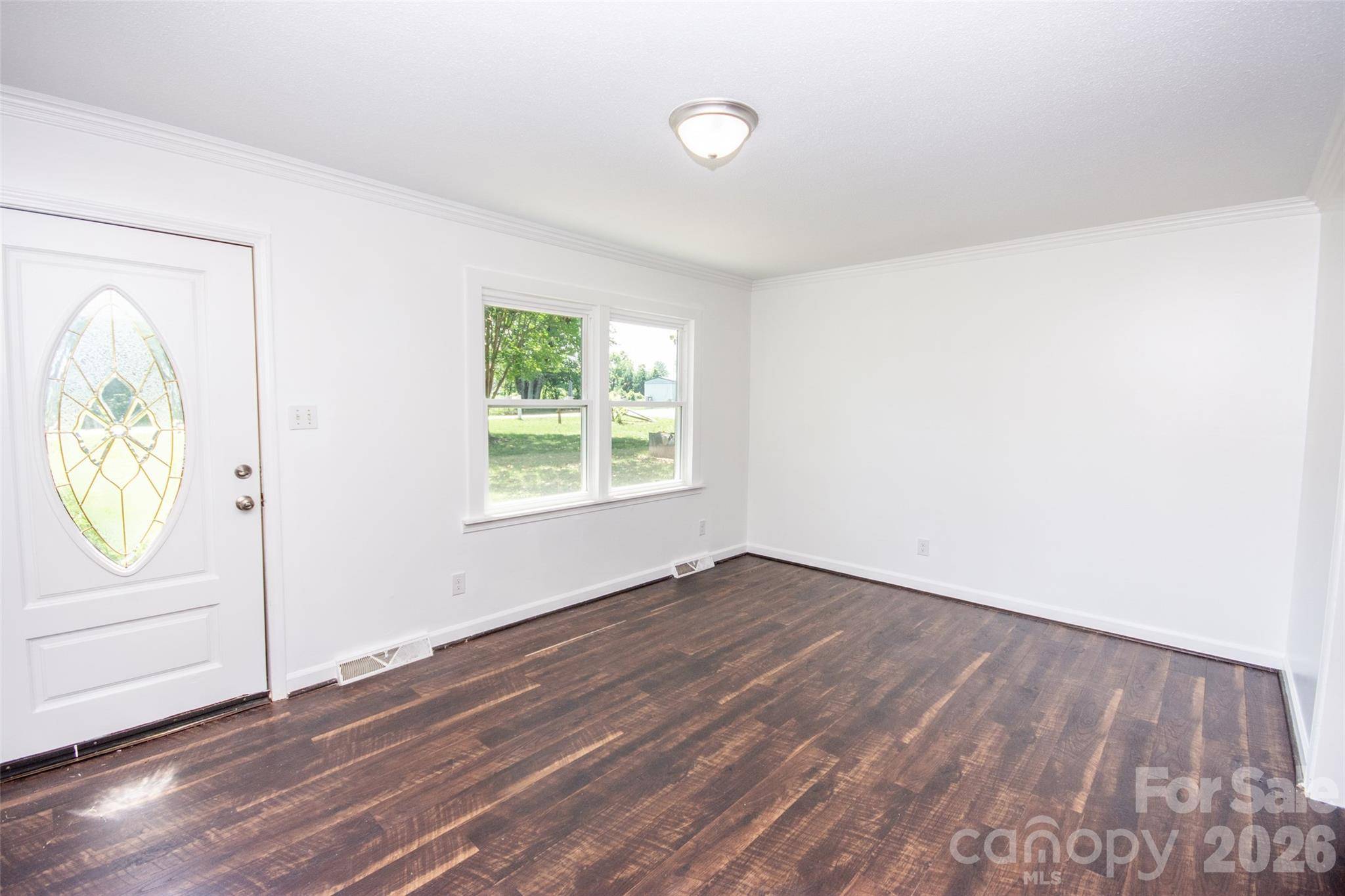 125 Linda DR, Harmony, NC 28634