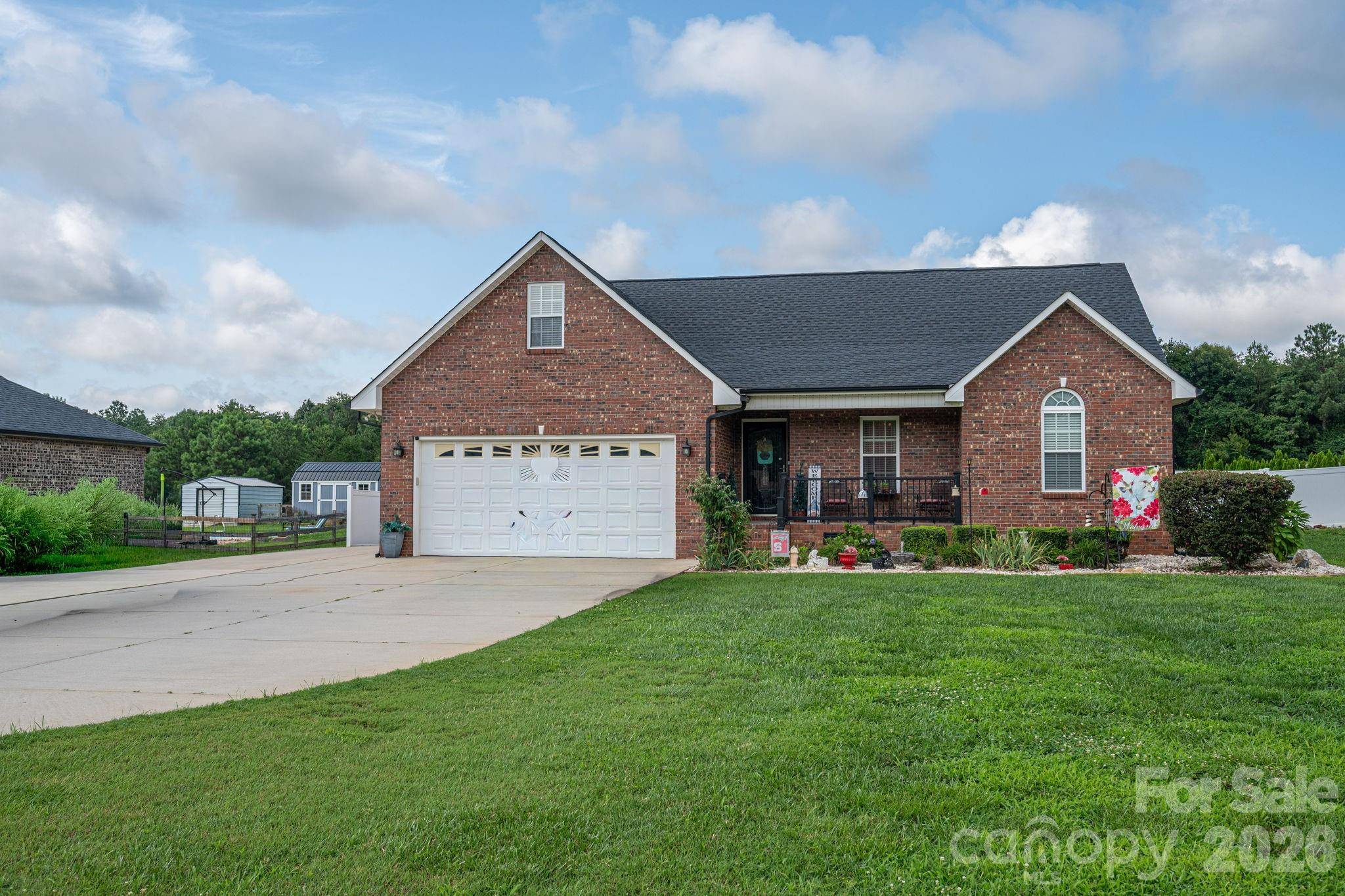 1882 Shuford RD, Lincolnton, NC 28092