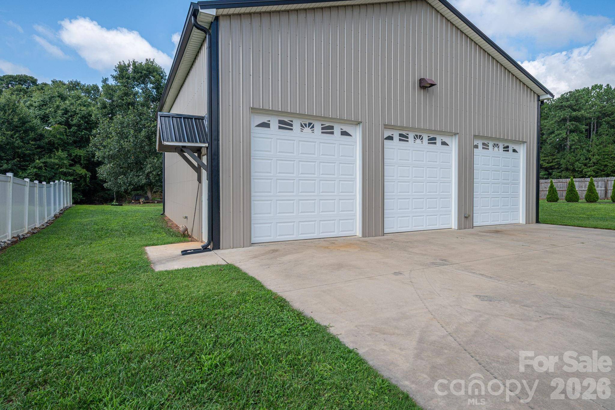1882 Shuford RD, Lincolnton, NC 28092