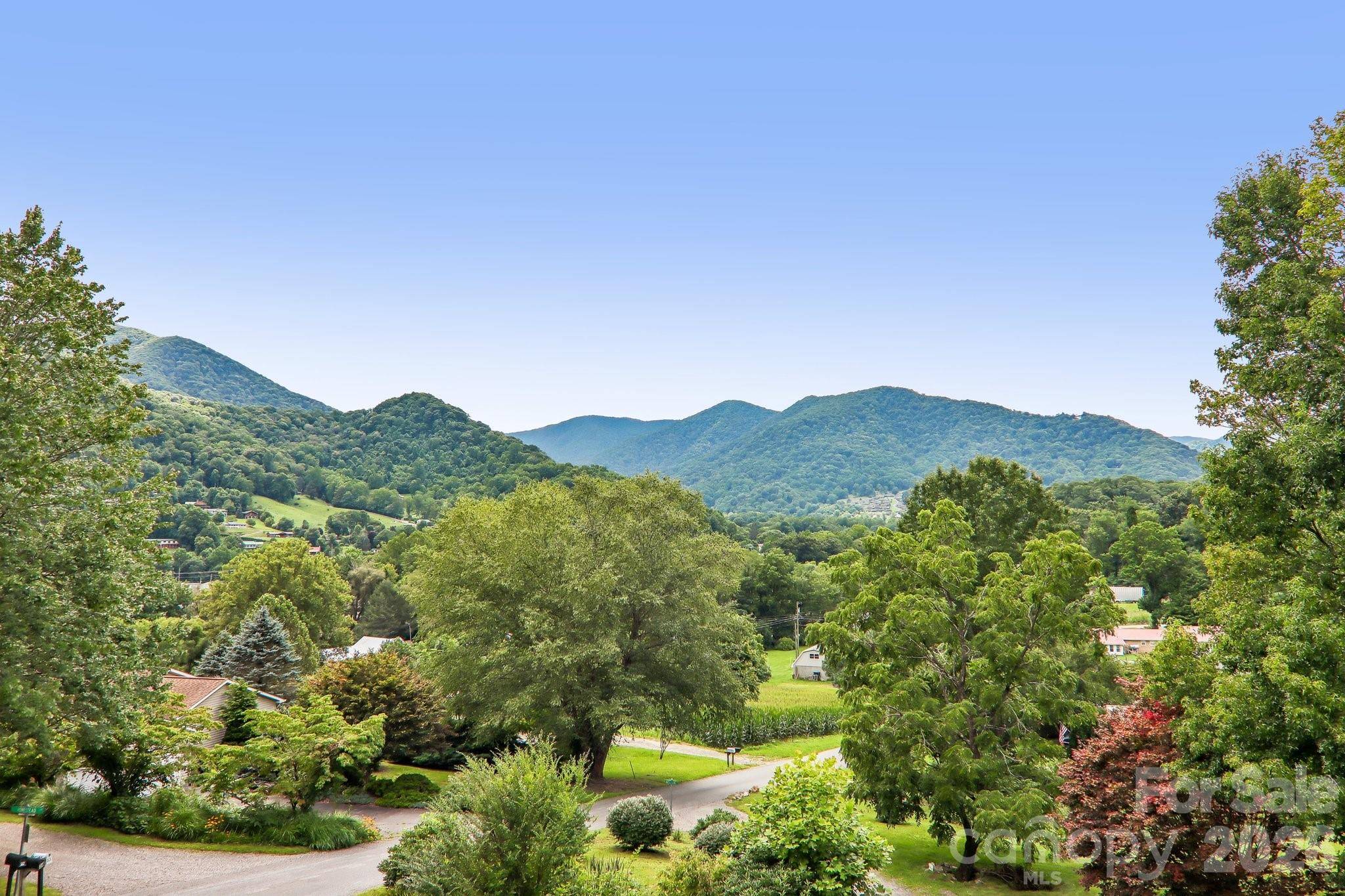 169 Highview DR, Maggie Valley, NC 28751