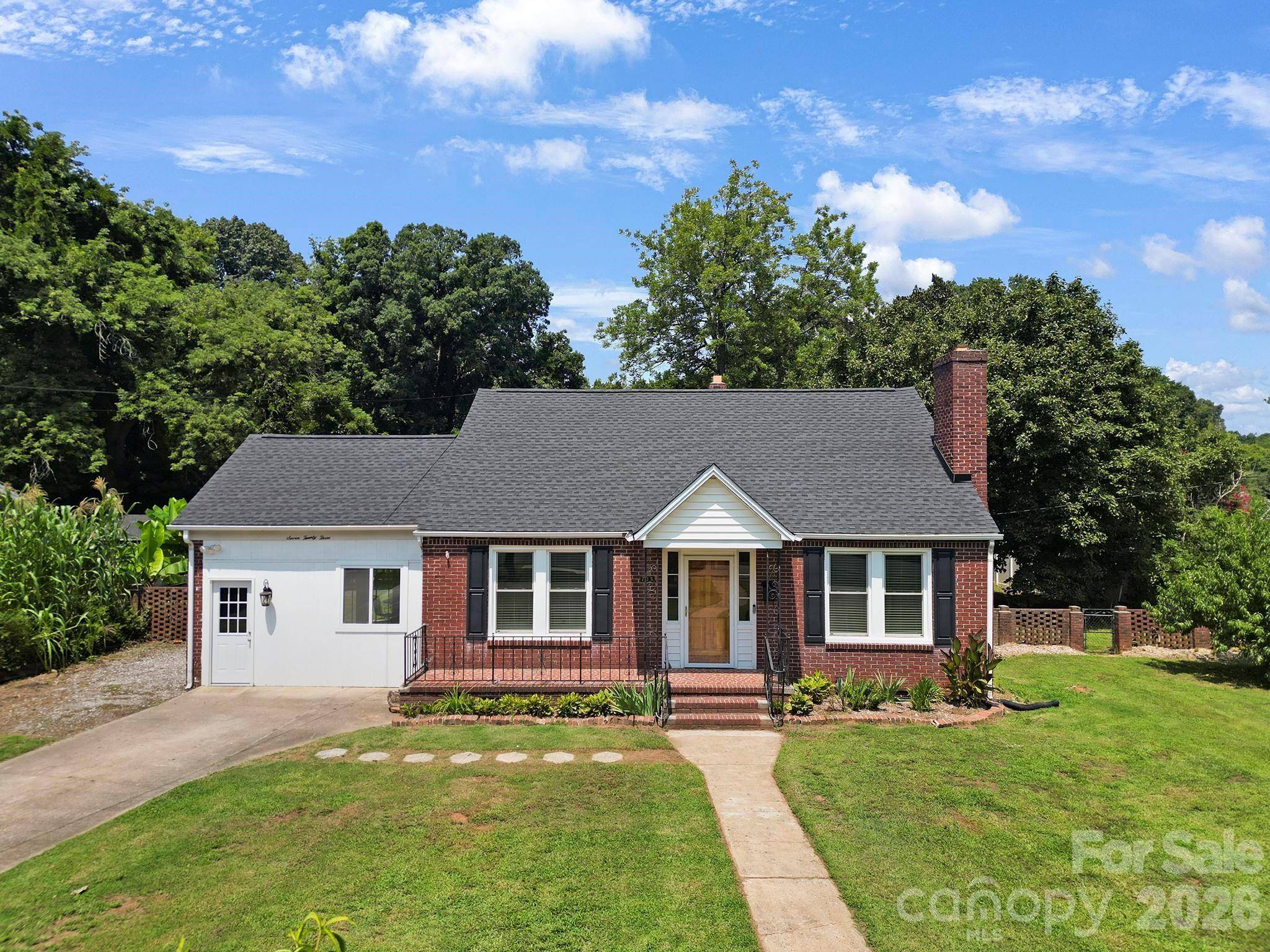 723 N Confederate AVE, Rock Hill, SC 29730