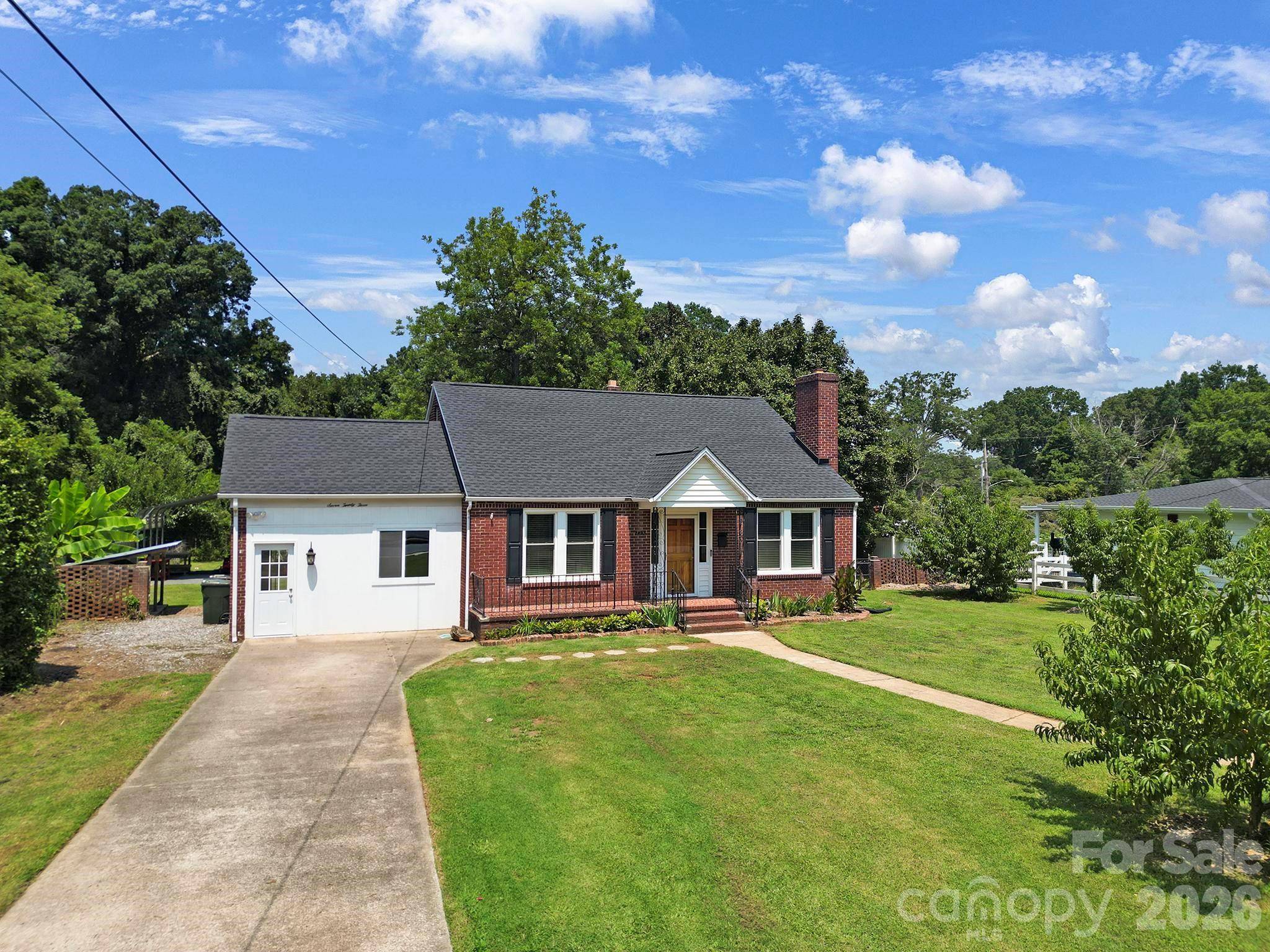 723 N Confederate AVE, Rock Hill, SC 29730