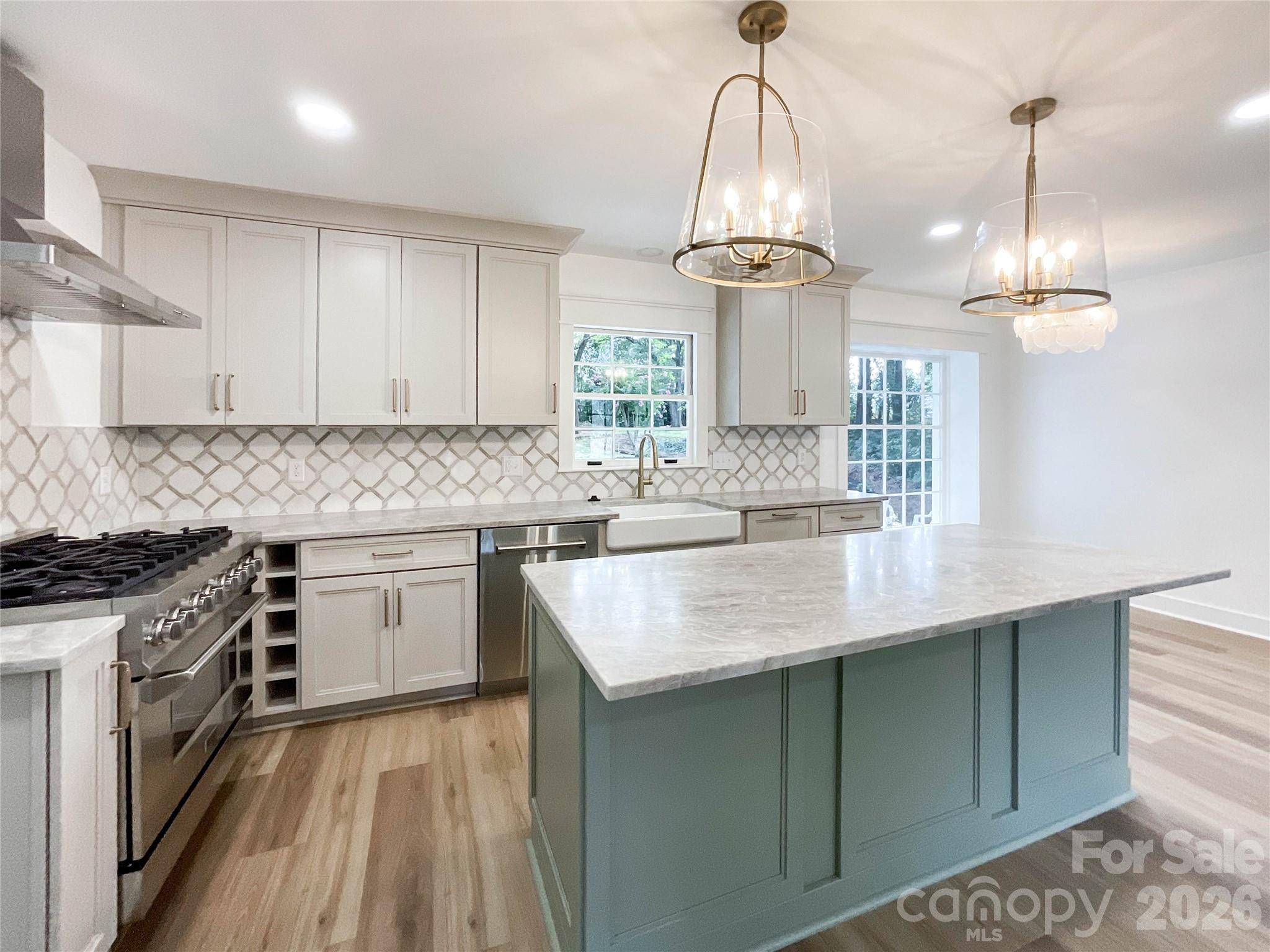 3011 Parkstone DR, Charlotte, NC 28210