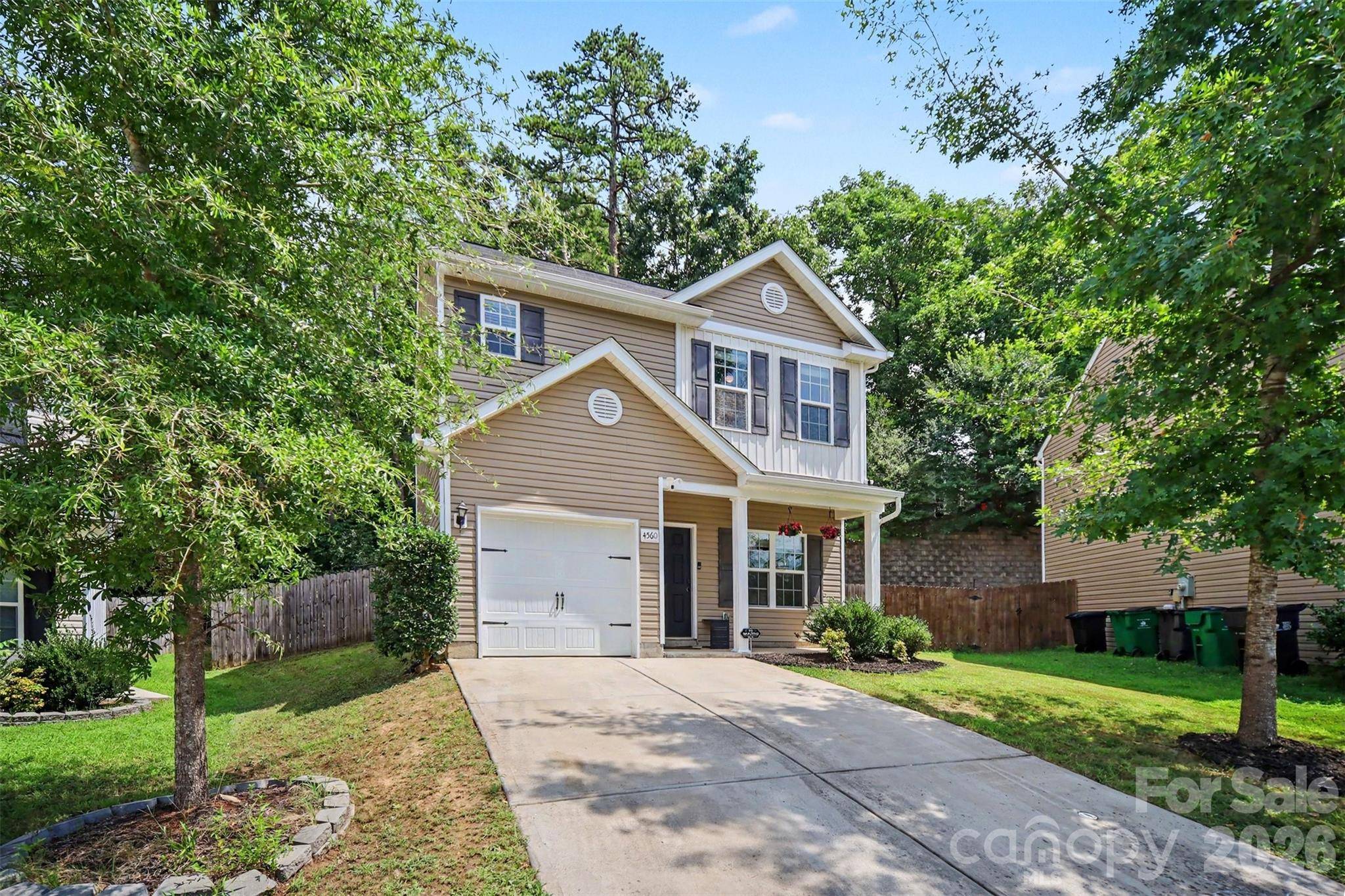 4560 Merryvale Forest DR, Charlotte, NC 28214