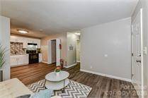 307 Hoskins Mill LN #D, Charlotte, NC 28208