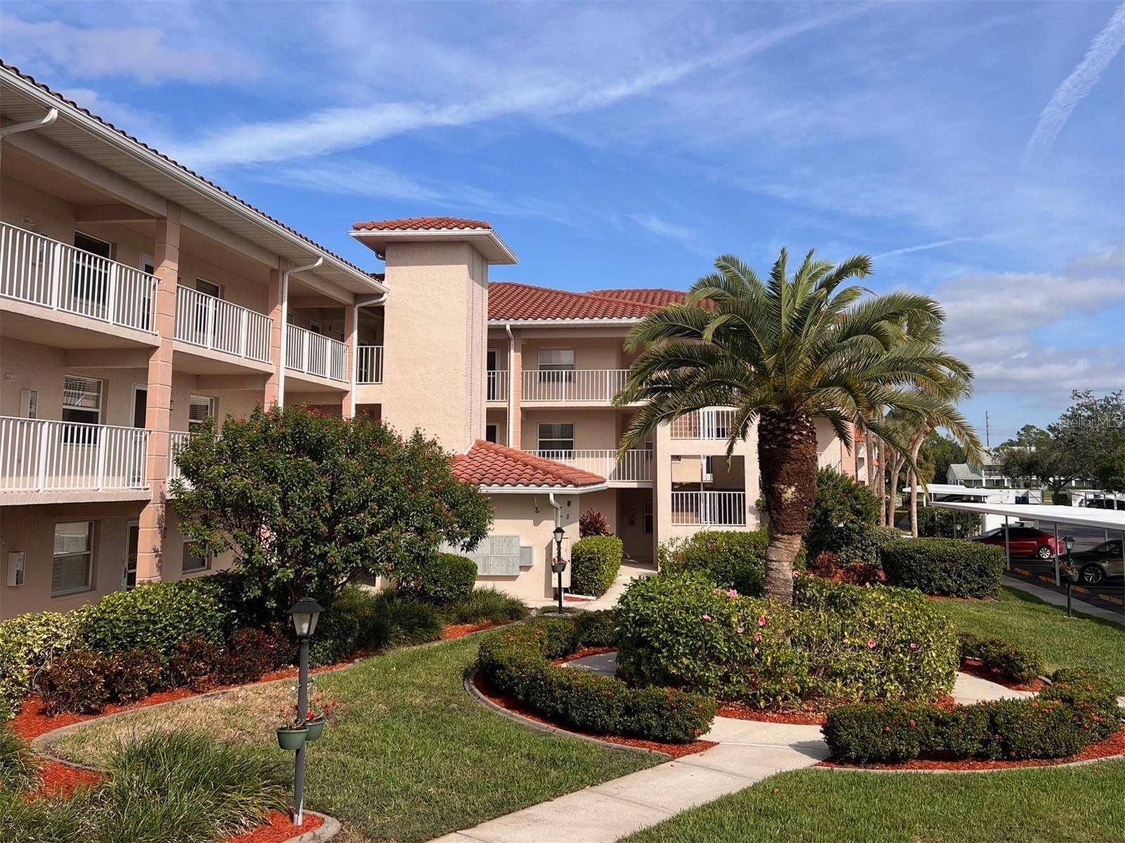 6501 STONE RIVER RD #203, Bradenton, FL 34203