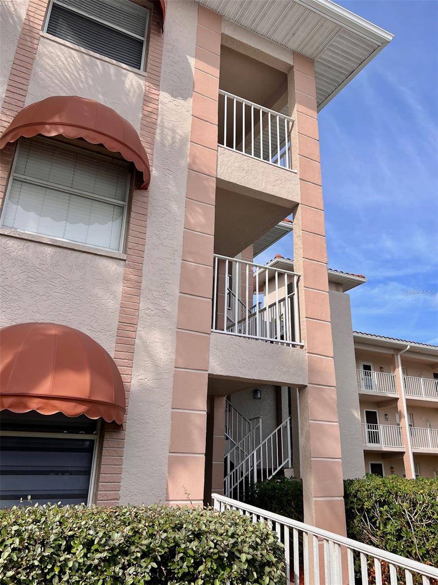 6501 STONE RIVER RD #203, Bradenton, FL 34203