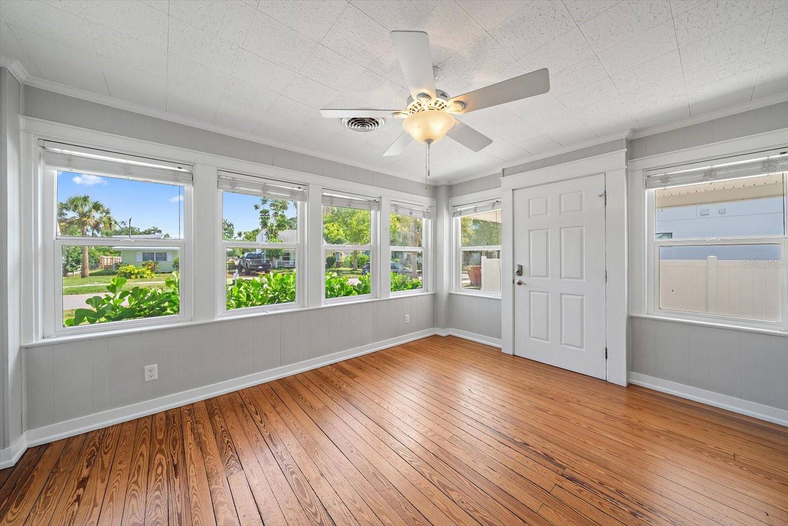 2250 ARLINGTON ST, Sarasota, FL 34239